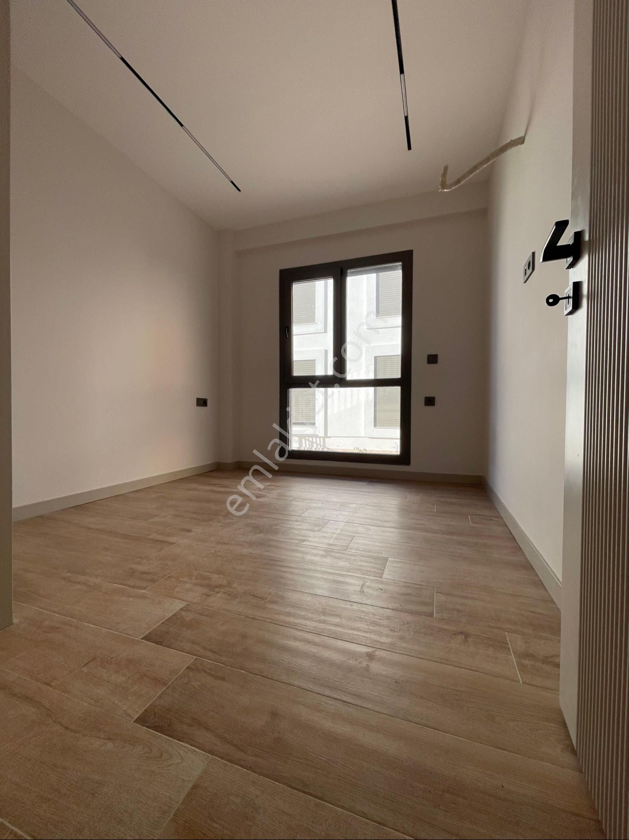 Gökova Mah.de Havuzlu 2+1 Daire Kiralık - Görsel 12