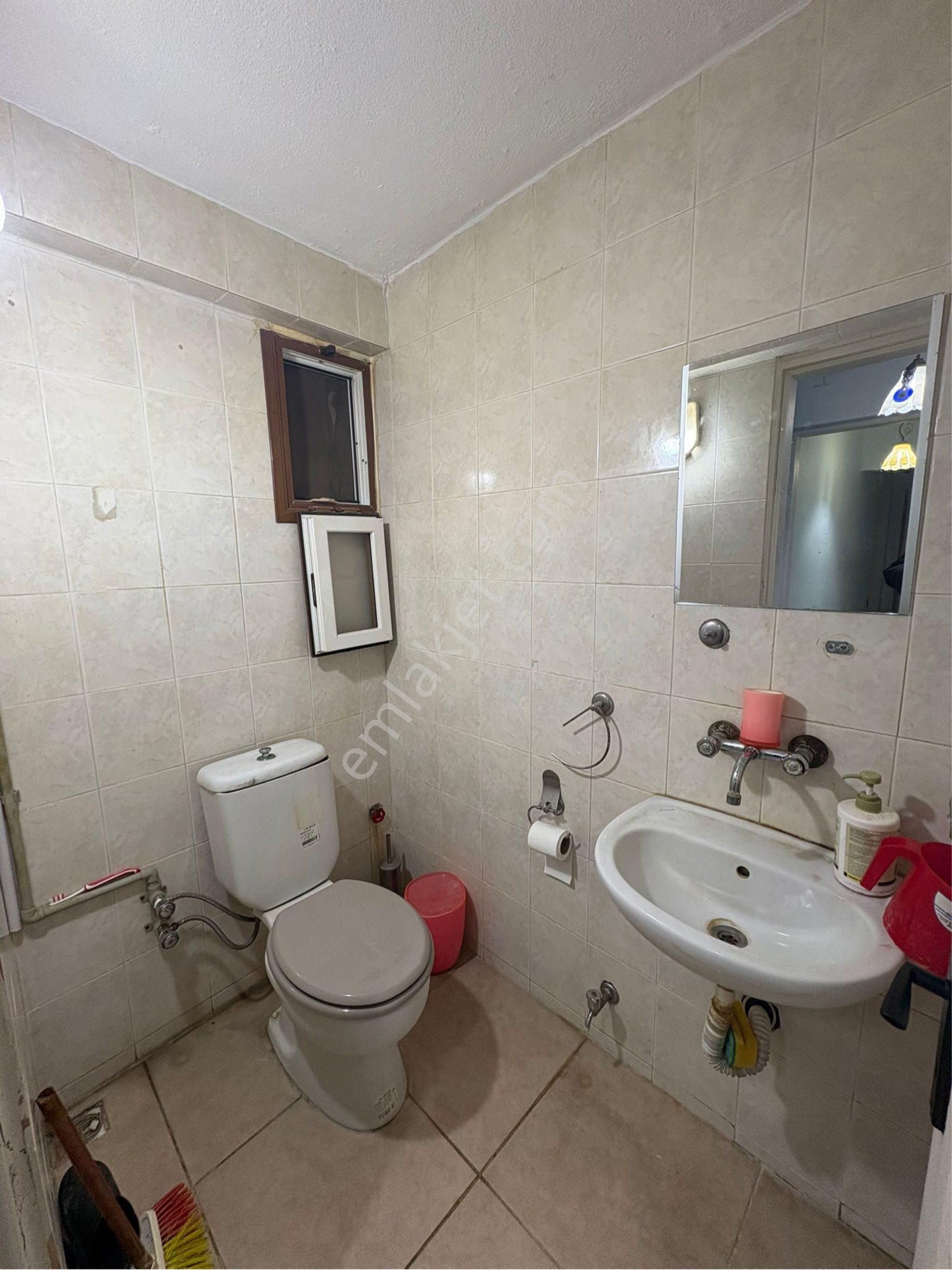 İkiçeşmelik’te Site İçerisinde Deniz Manzaralı 4+1 Geniş Daire - Görsel 11