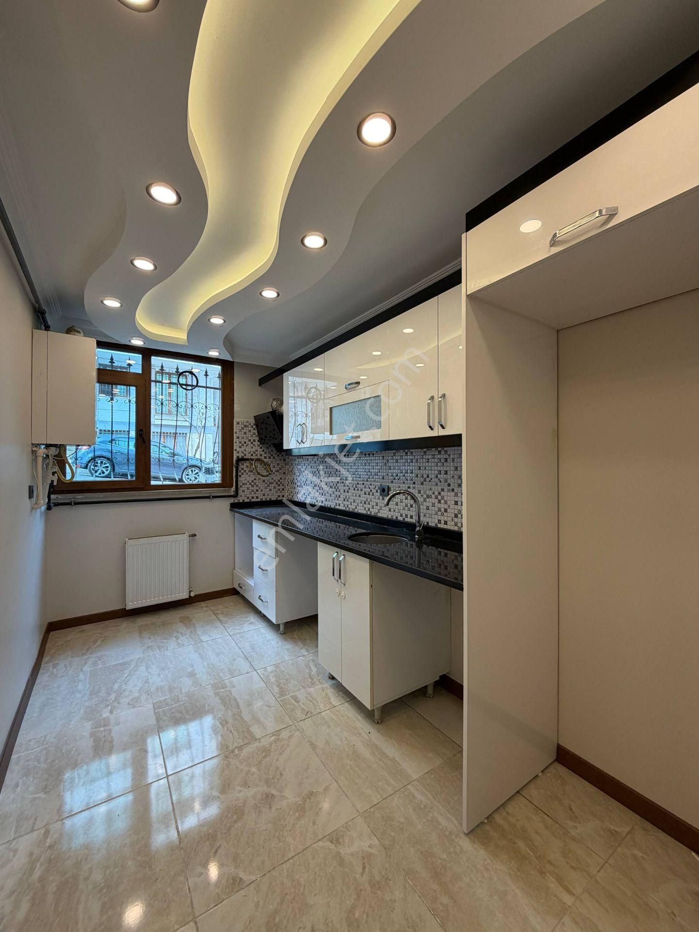 Esenyurt Mehmet Akif Ersoy Mahallesi 2+1 90 M² Kiralık Daire Full Dekorlu Metrobüse 15 Dk. Yürüme - Görsel 2