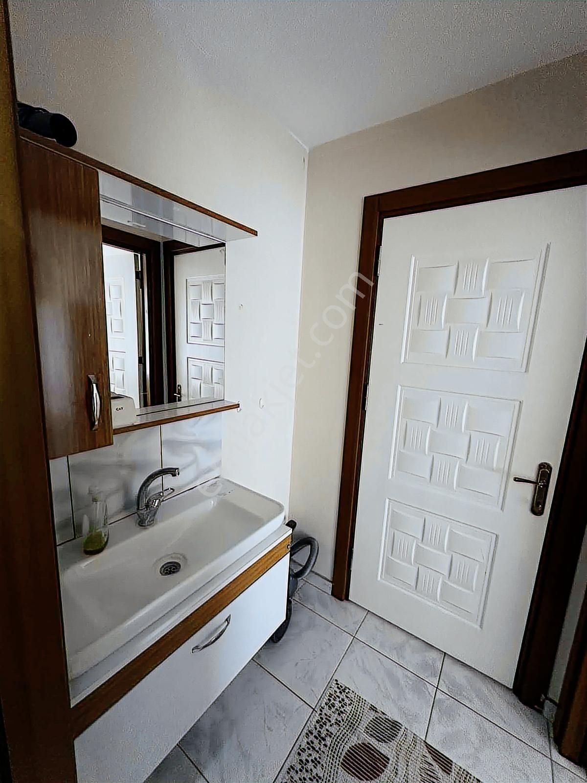 Avax Gayrimenkulden Muhteşem Konumda Eşyalı Kiralık 1+1 Daire - Görsel 9