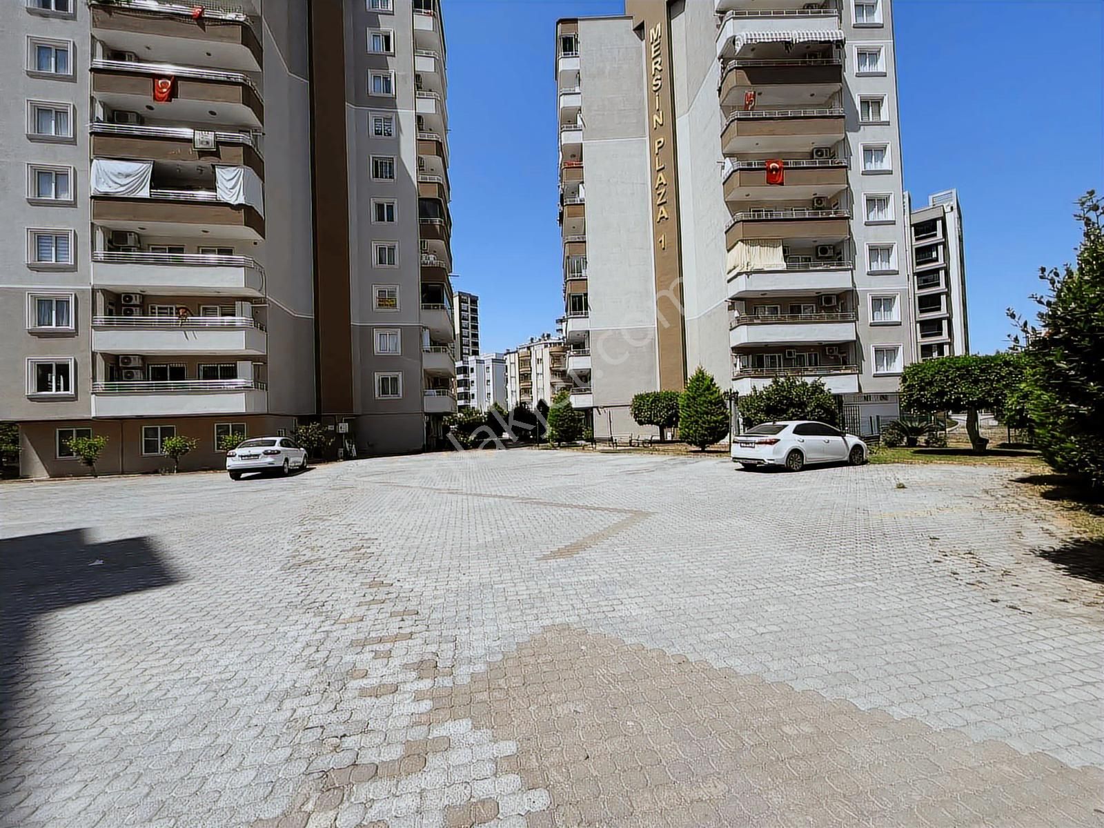 Mezitli Mersin Plaza-1 Sitesinde 3+1 Daire Avax Gayrimenkulden