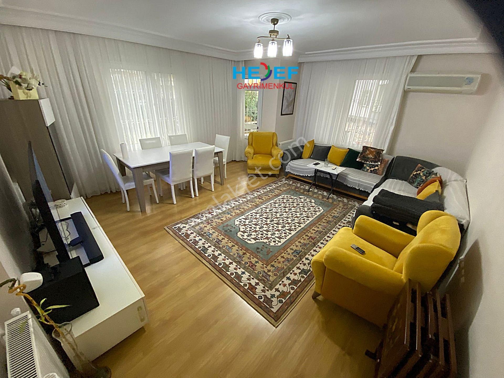 Hedef'ten Menderes Mah'de Site İçerisinde Kombili Satılık 3+1