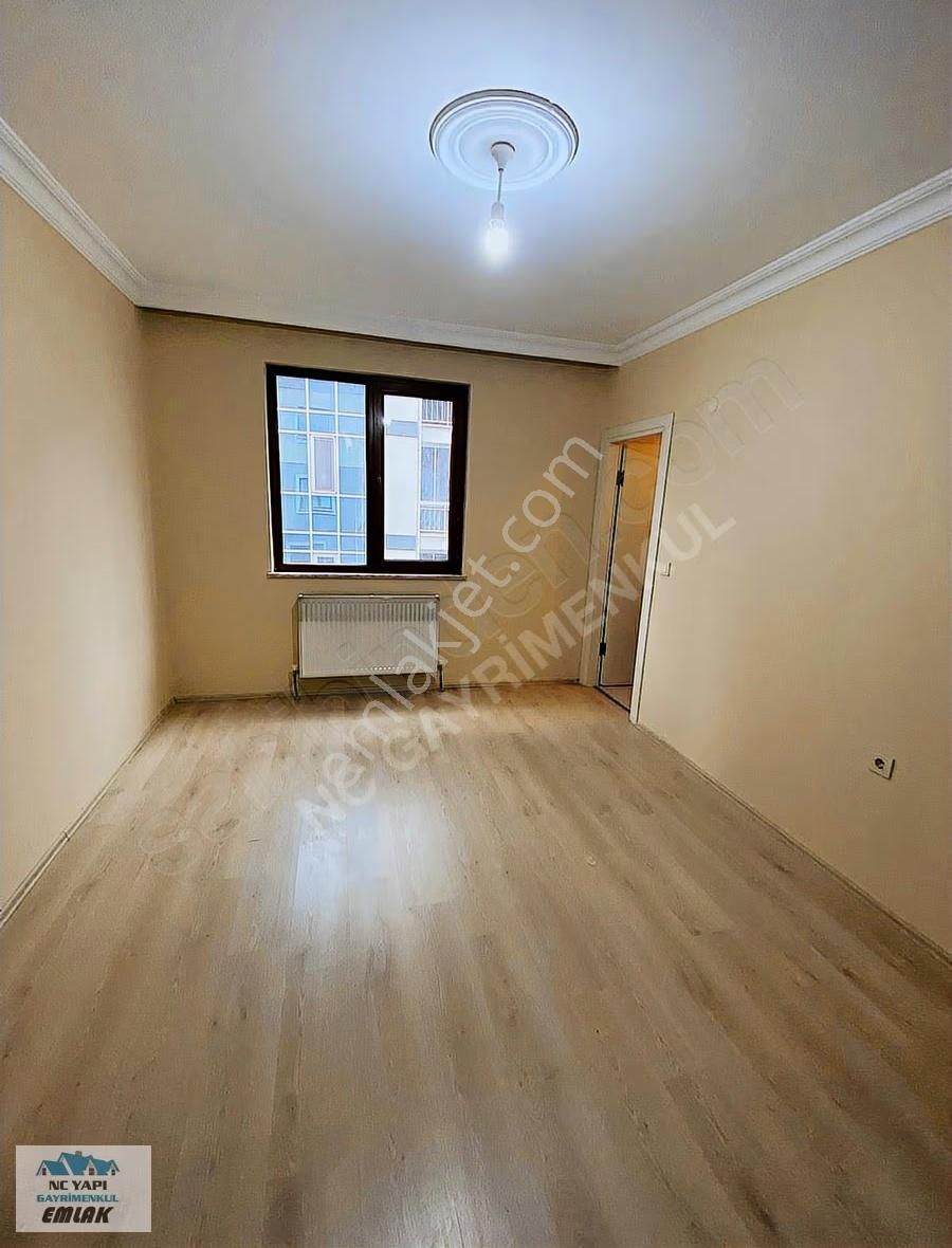 Çekmeköy Taşdelen Merkezde Kiralık 2+1 Daire (1. Kat) - Görsel 2