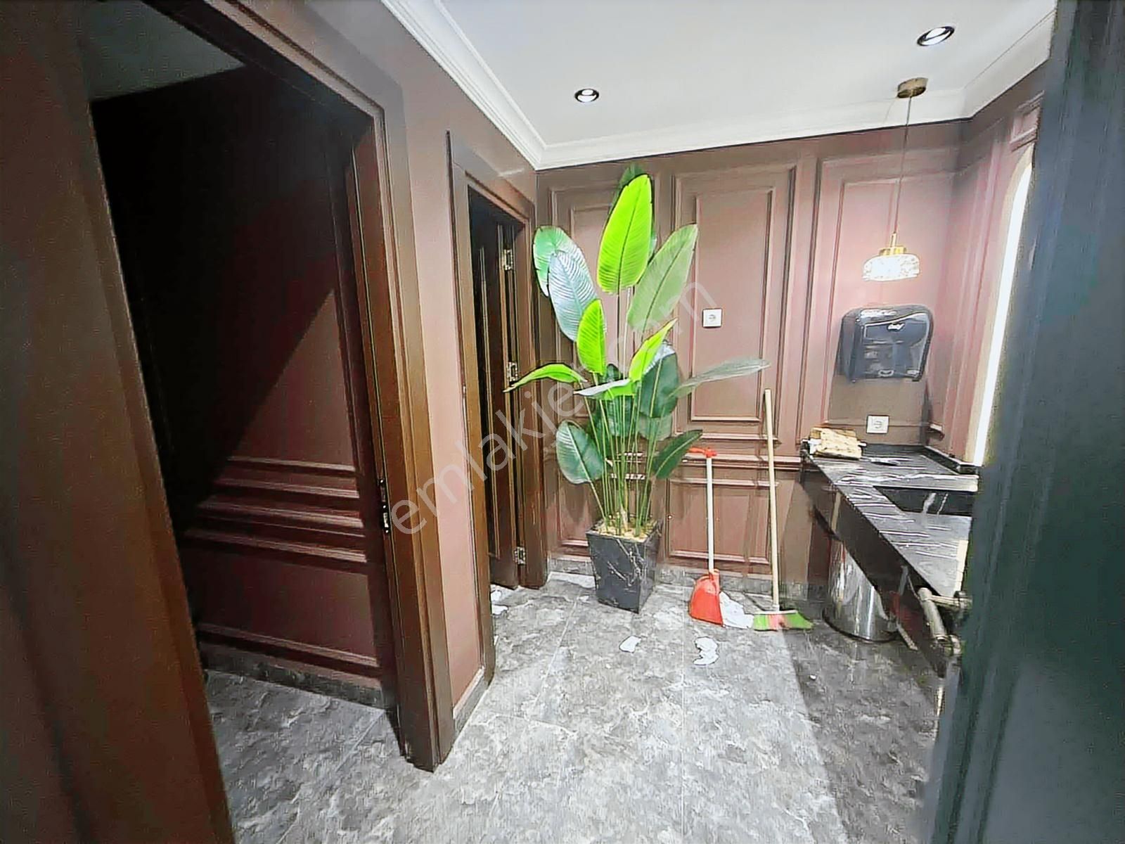 Avax _ritim Ofis İş Merkezi Altında Satılık 360 M2 Dükkan - Görsel 10