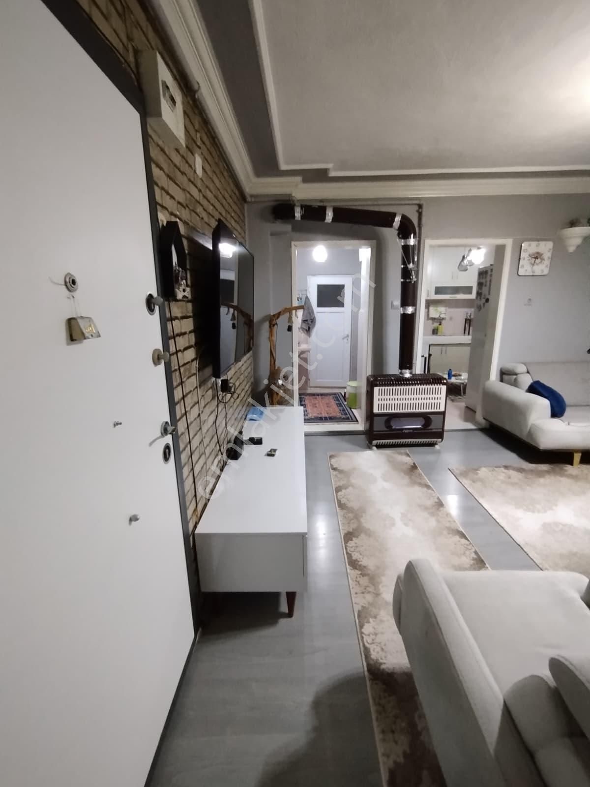 Osmangazi Kemerçeşmede Aile Apartmanında 2+1 Satılık Daire