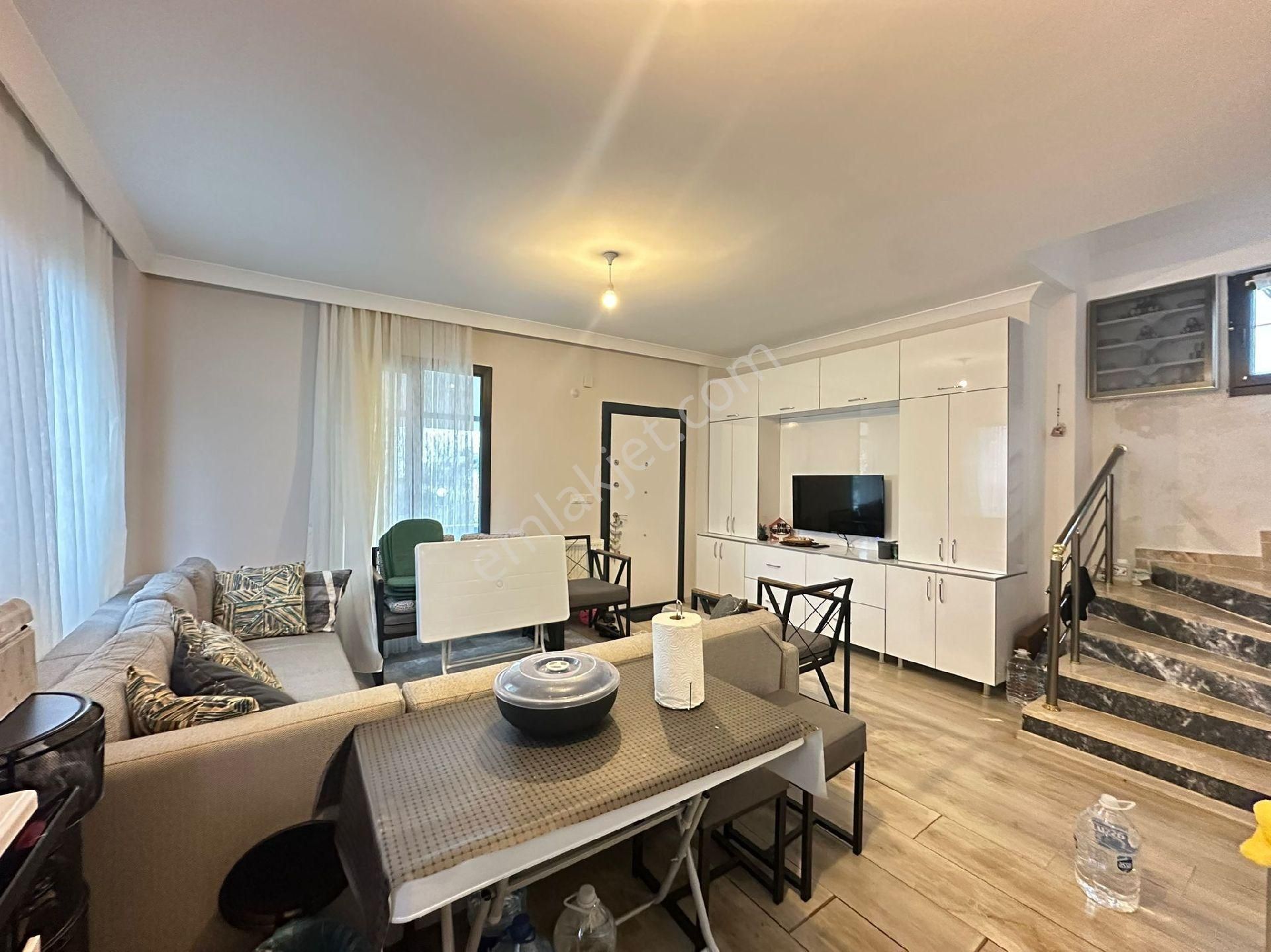 Demireller - Kurulu Düzen, Geniş Bahçeli, Bol Artılı 4+1 Villa - Görsel 11