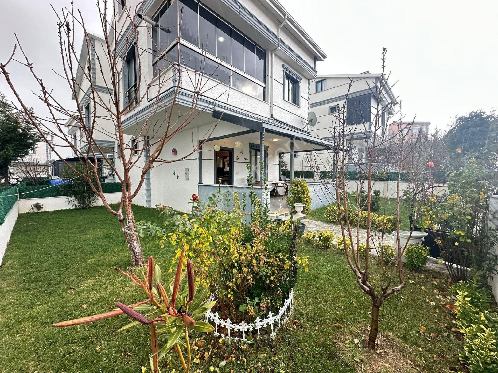 Demireller - Kurulu Düzen, Geniş Bahçeli, Bol Artılı 4+1 Villa - Görsel 3