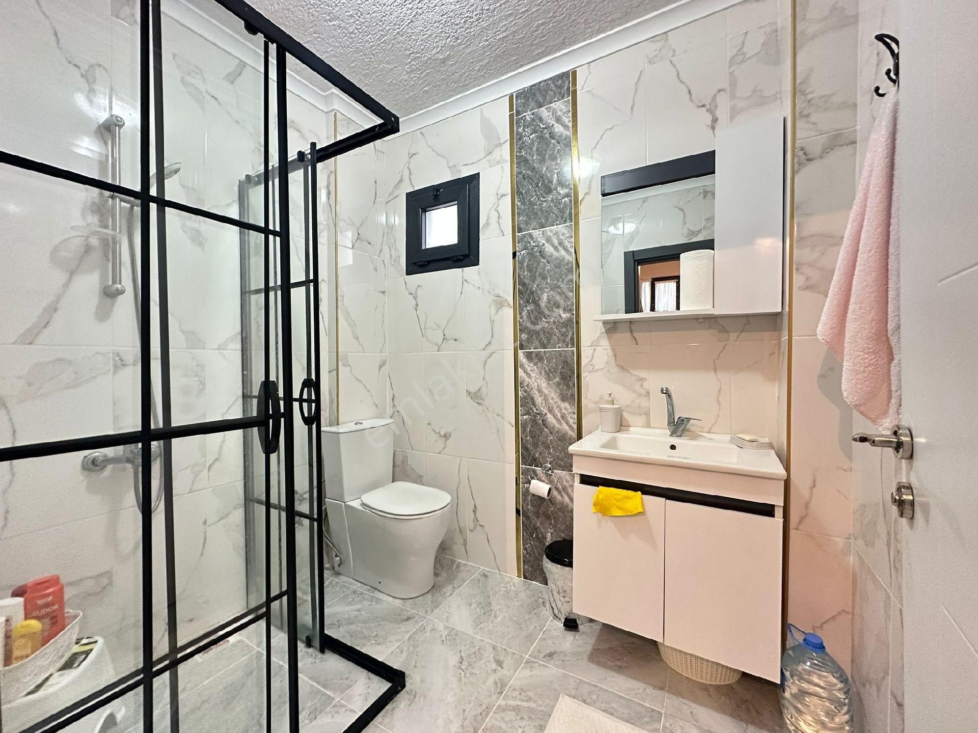 Demireller - Kurulu Düzen, Geniş Bahçeli, Bol Artılı 4+1 Villa - Görsel 25