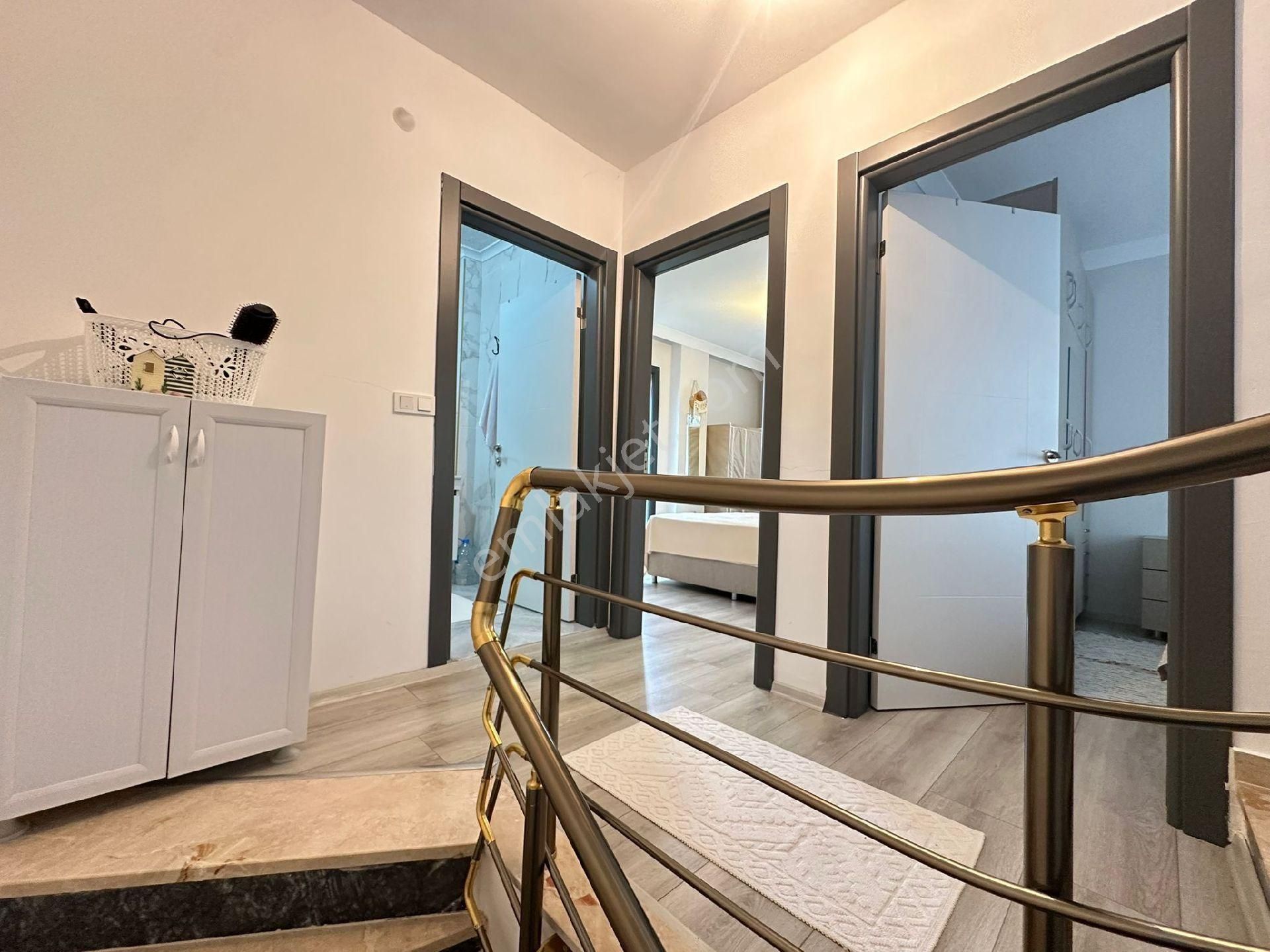 Demireller - Kurulu Düzen, Geniş Bahçeli, Bol Artılı 4+1 Villa - Görsel 31