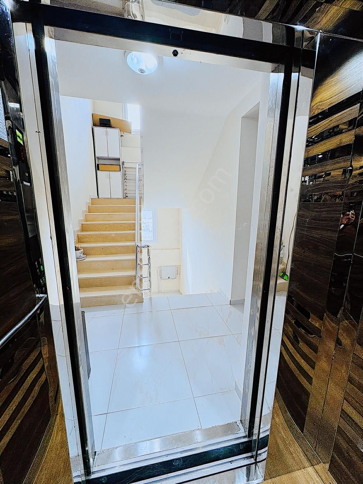 Avax**** Eski Mezitlide Mersin Manzaralı 2+1 Daire - Görsel 27