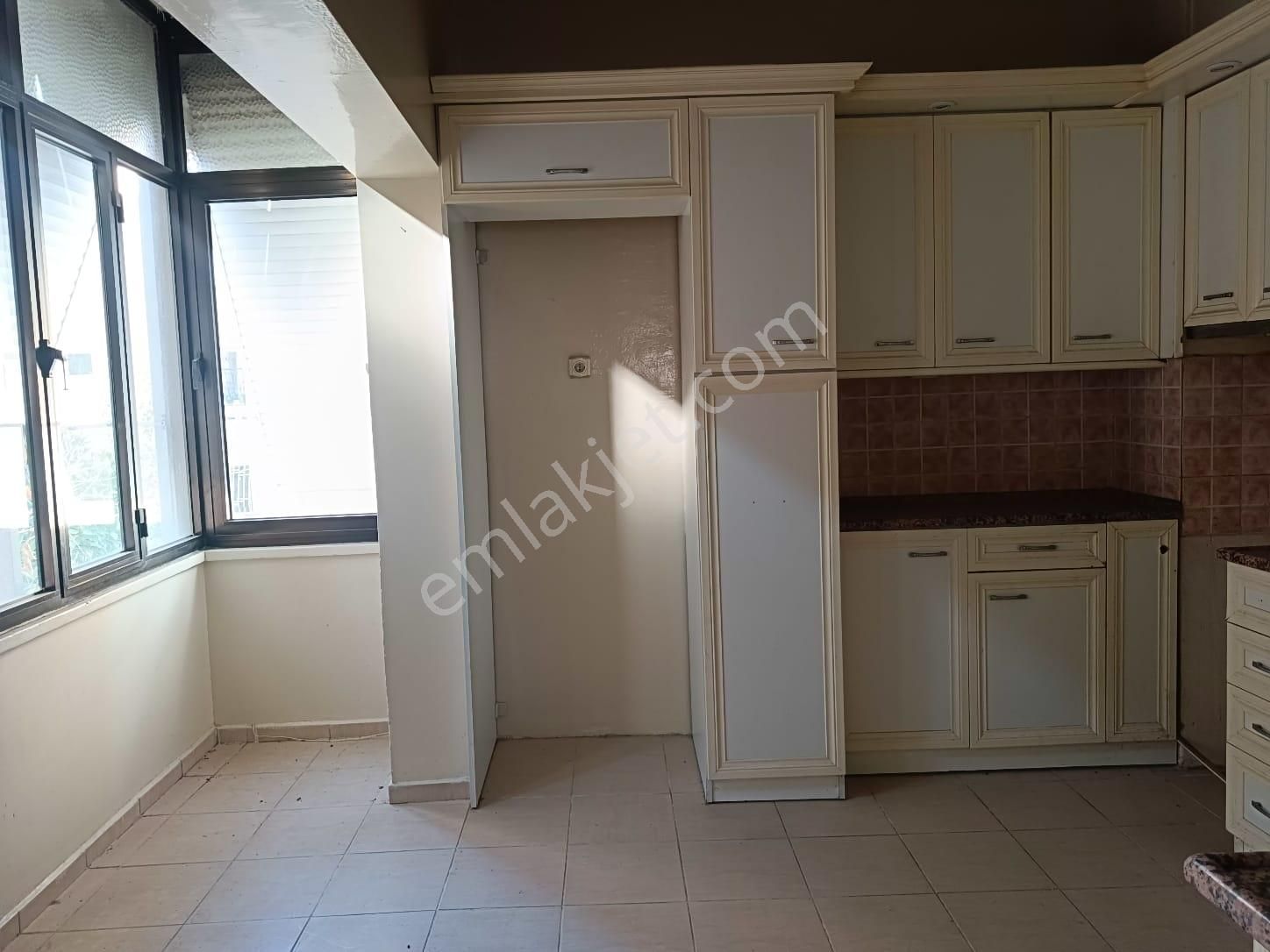 Acarlar Emlaktan Altıntaş Mahallesinde Satılık 2 Katlı Müstakil Ev - Görsel 6