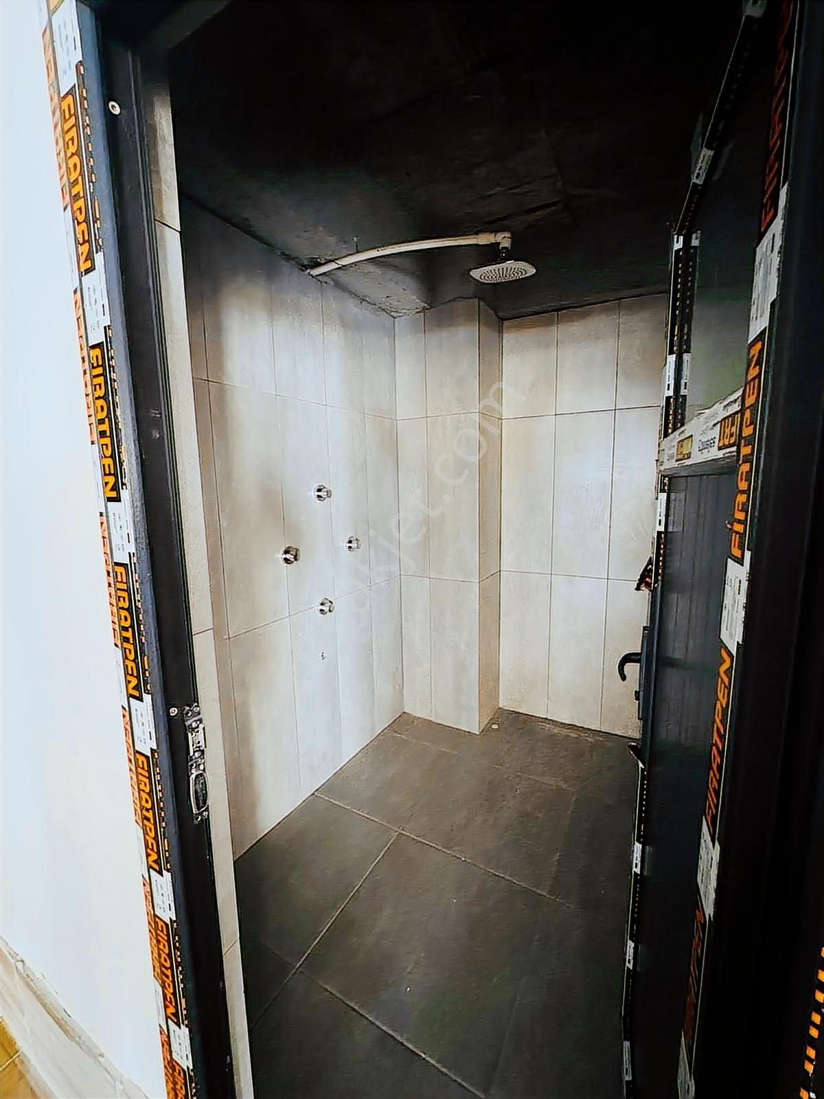 Avax*****tömükte Gmk Üzeri Satılık 1+1 Fırsat Daire - Görsel 35