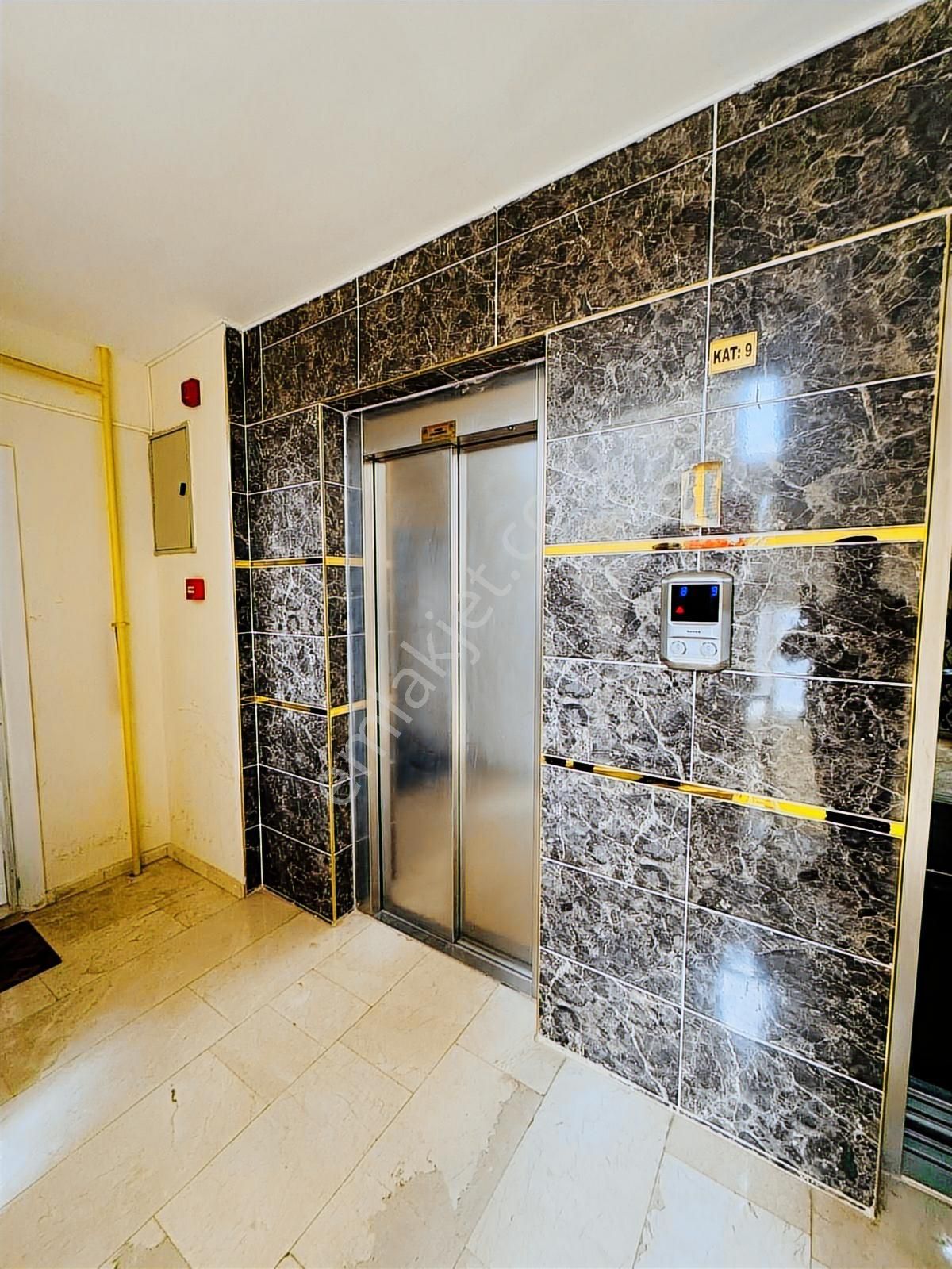 Avax*****yenişehir Çiftlikköyde Geniş Oturumlu 3+1 Fırsat Daire - Görsel 14