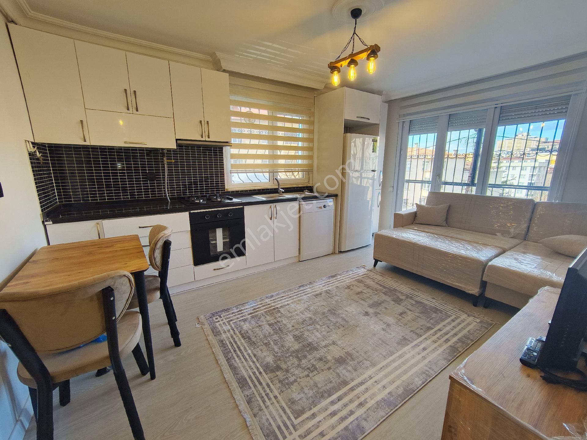 Güneyden Metroya 5 Dakika Yürüme 2+1.70 M2 Ful+ful Eşyalı Daire - Görsel 5