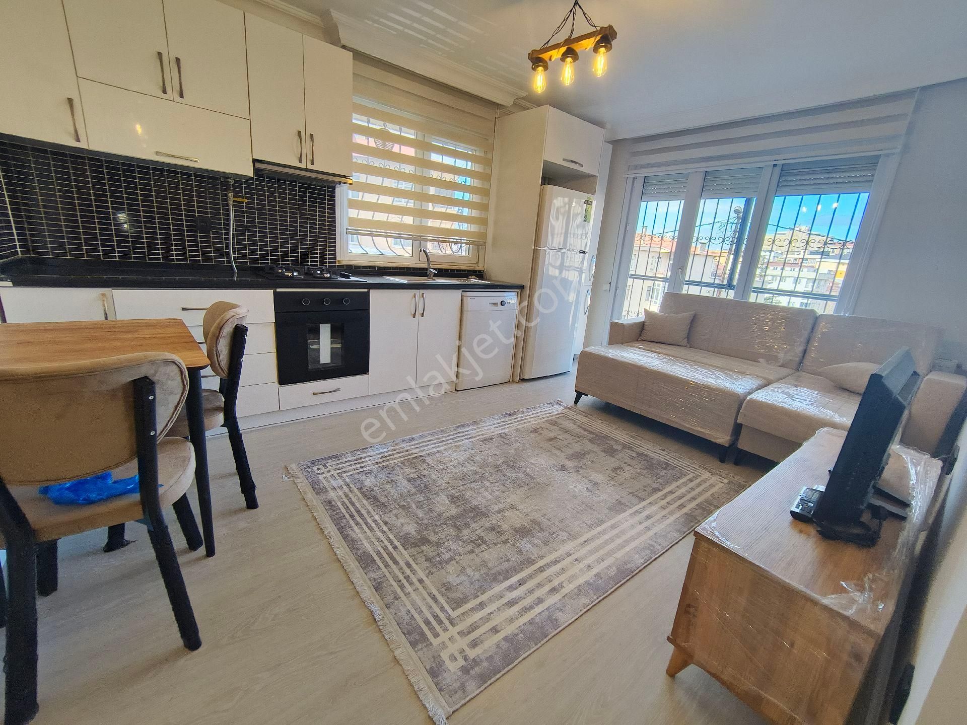 Güneyden Metroya 5 Dakika Yürüme 2+1.70 M2 Ful+ful Eşyalı Daire - Görsel 6