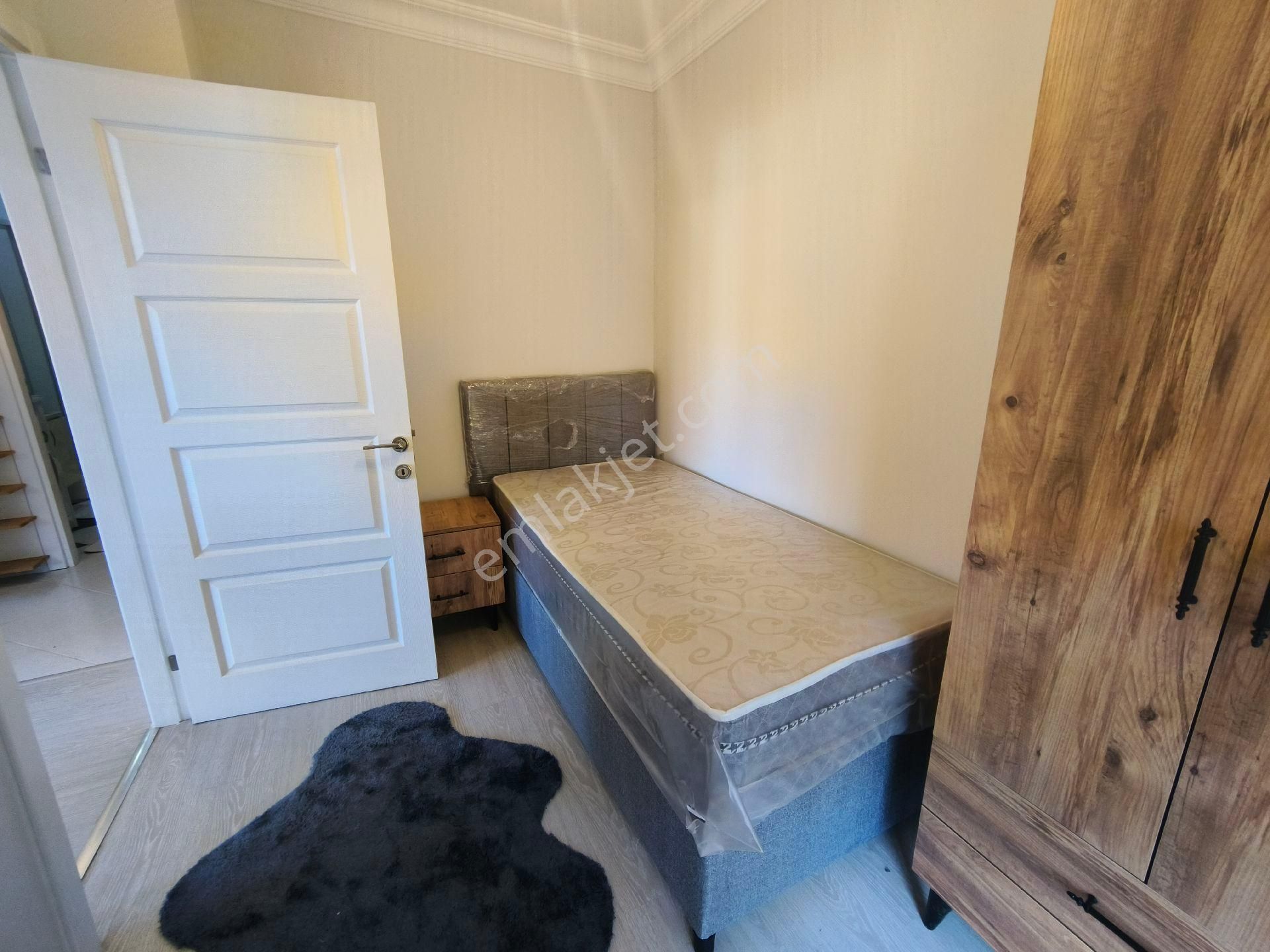 Güneyden Metroya 5 Dakika Yürüme 2+1.70 M2 Ful+ful Eşyalı Daire - Görsel 18