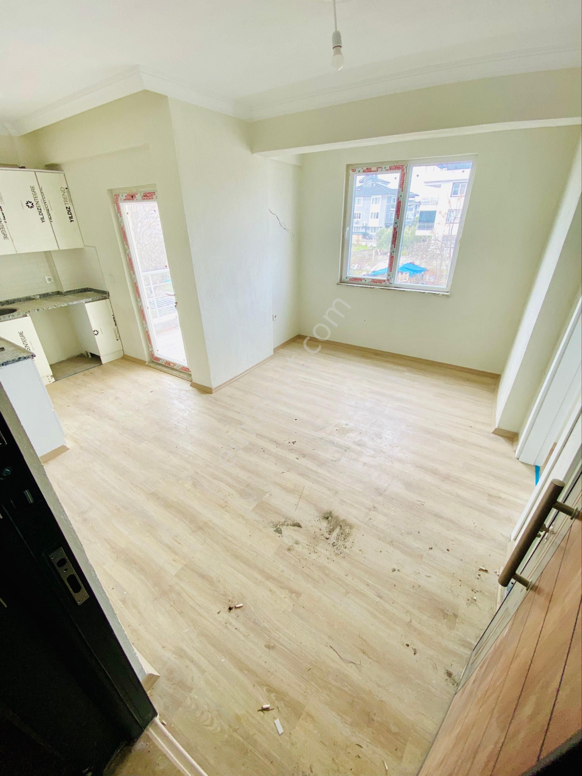 Dalaman Söğütlüyurtta Er-ta Yapıdan Satılık 1+1 Daire - Görsel 4