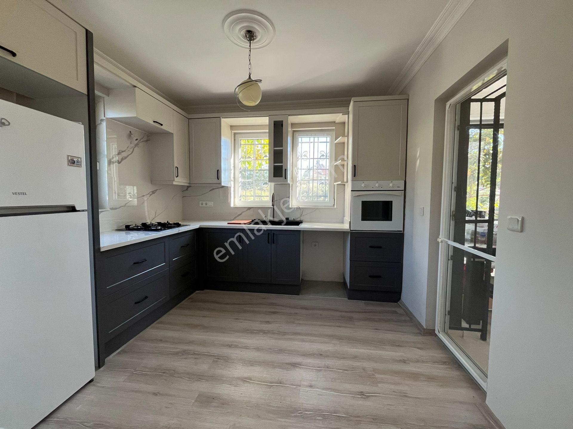 Goldhouse Dan Satılık Çiftlik Te Müstakil Girişli 5+1 Geniş Villa - Görsel 12
