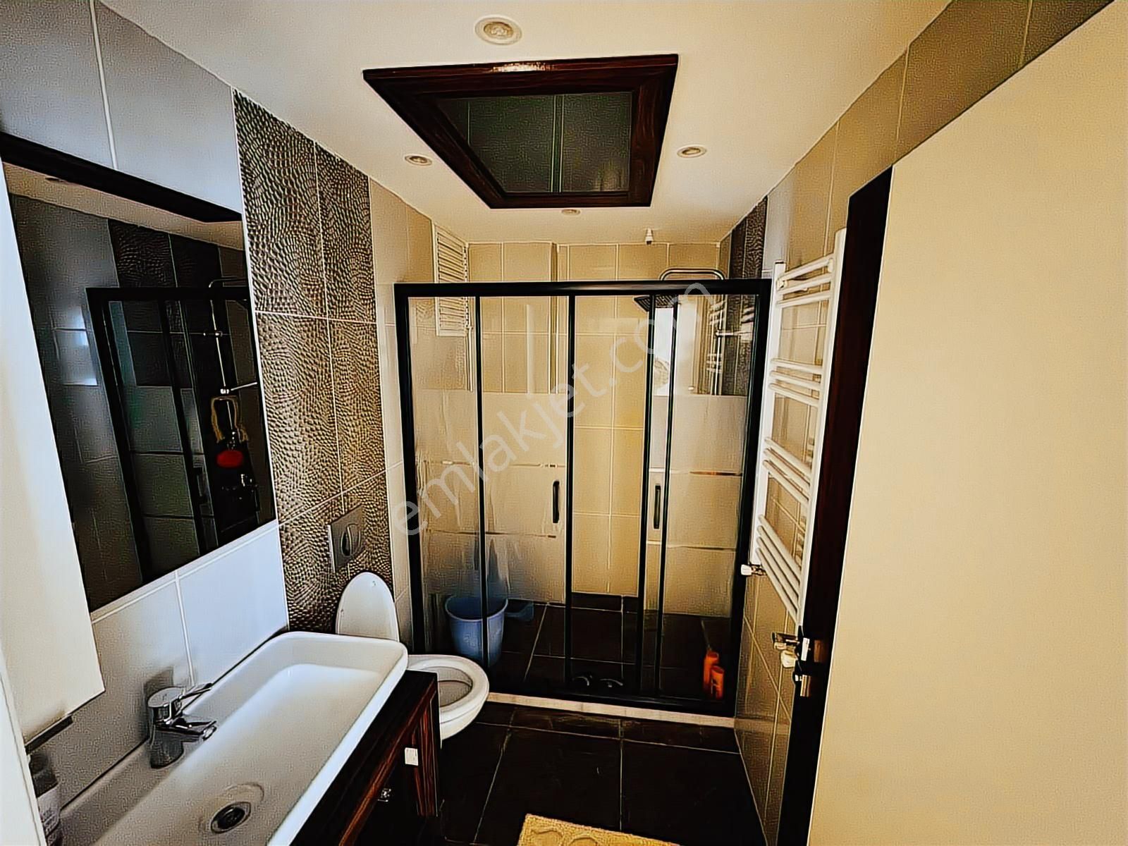 Avax****mersinin En Gözde Yeri Üni.cad. Satılık Eşyalı Geniş 2+1 - Görsel 32