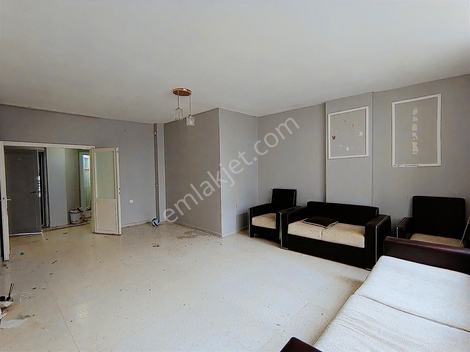 Viranşehir Merkezde Kiralık Geniş 2+1 Daire