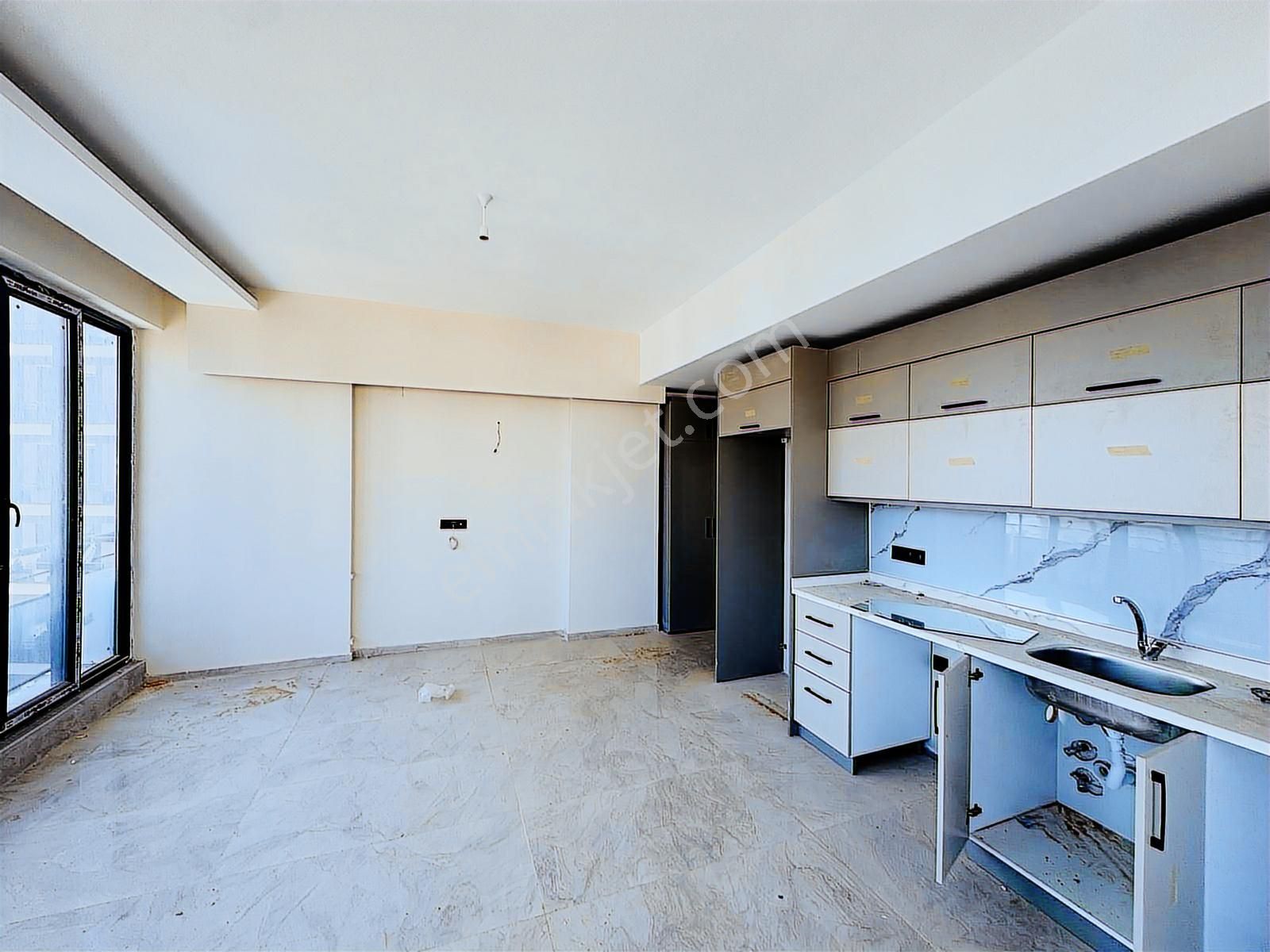 Ayaş'ta İskan Alınmış Deniz Manzaralı Lüks 1+1 Satılık Daire