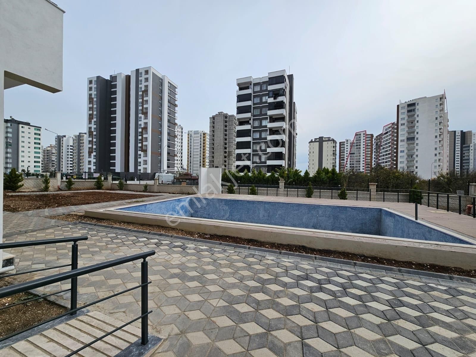 Tecede Ana Yola & Denize Yakın | Havuzlu Sitede Prestijli 1+1 - Görsel 4