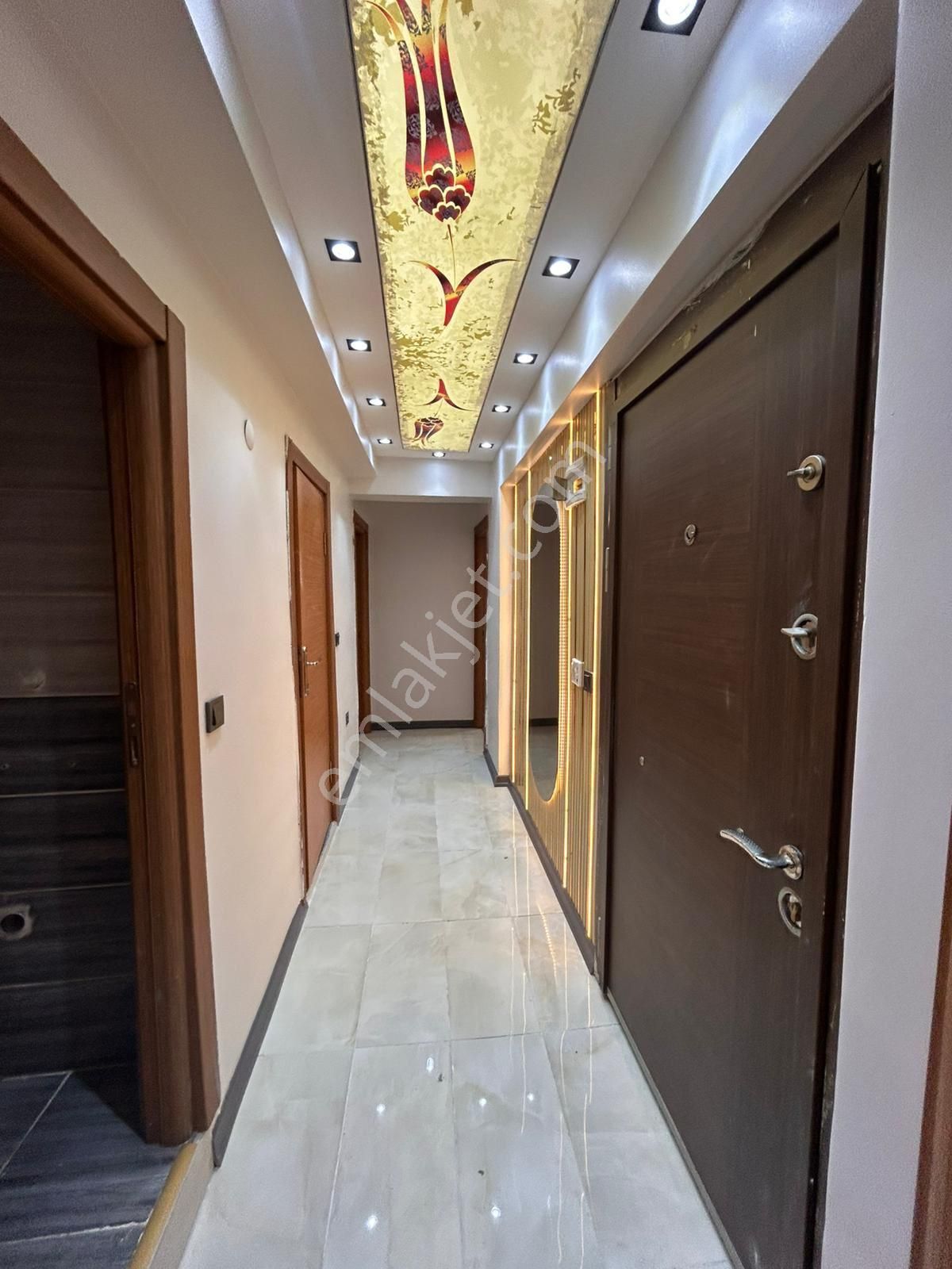 Loft Yapı’dan Metrobüse Yakın Kış Bahçeli Satılık 2+1 Daire - Görsel 2