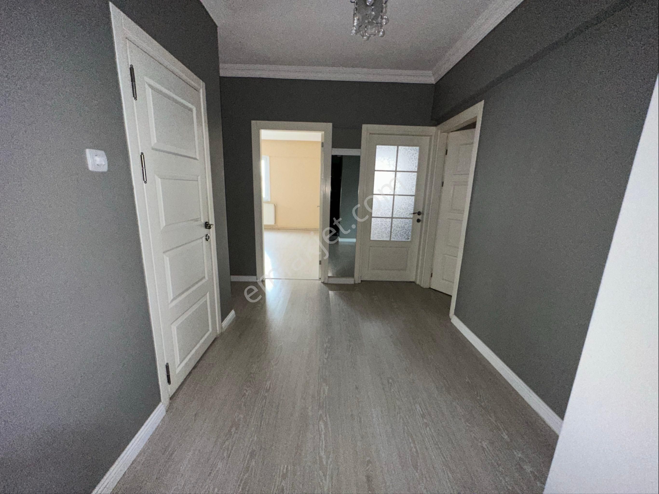 Metroya Yakın Site İçerisinde 3+1 Kiralık Daire - Görsel 20