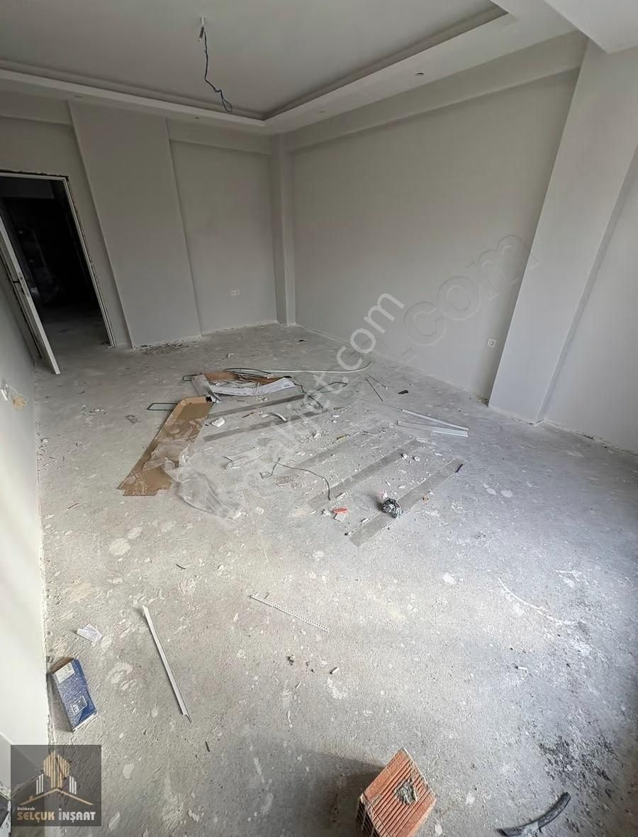 Gümüşçeşme Mahallesinde 3+1 Ara Kat Satılık Daire - Görsel 8