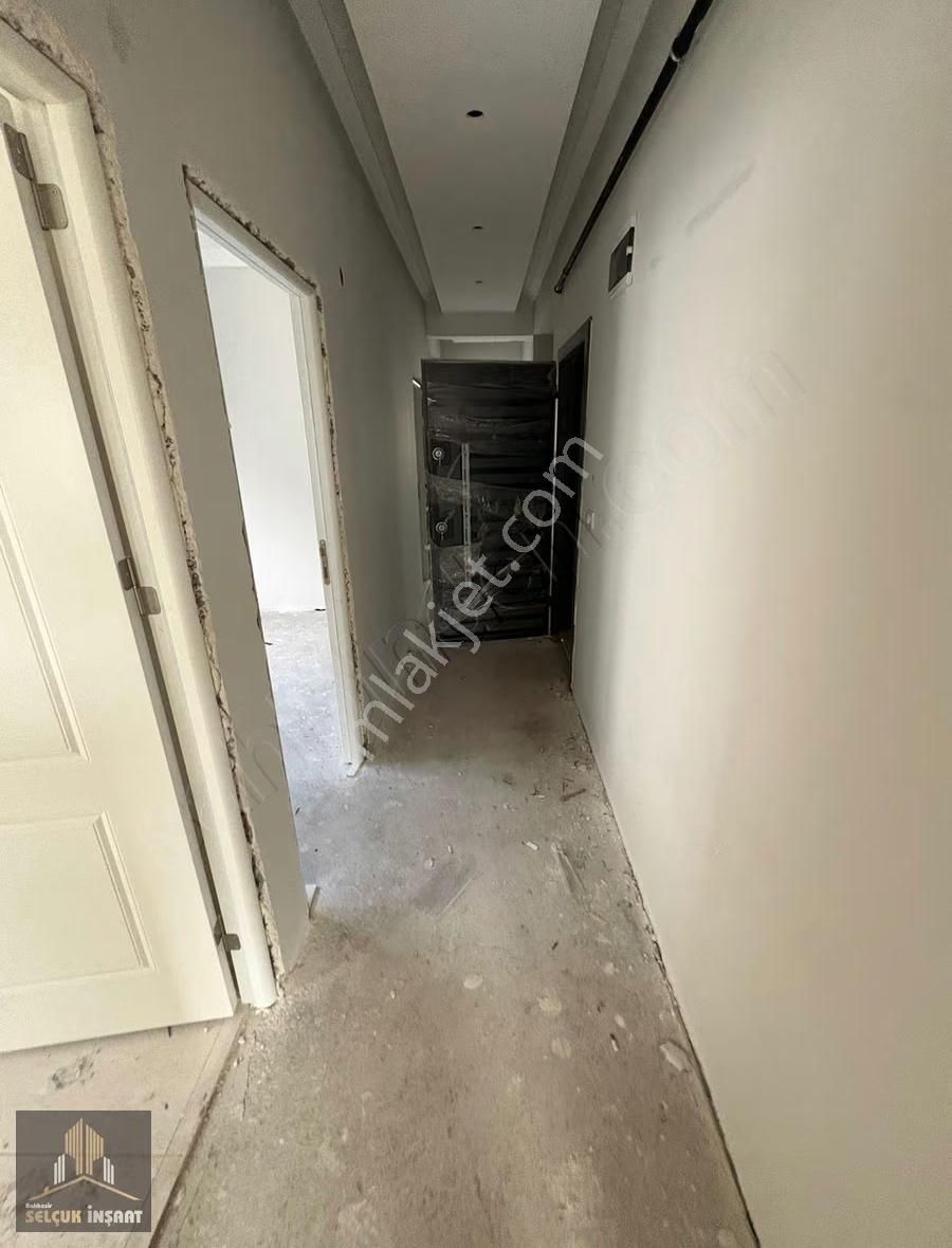 Gümüşçeşme Mahallesinde 3+1 Ara Kat Satılık Daire - Görsel 10