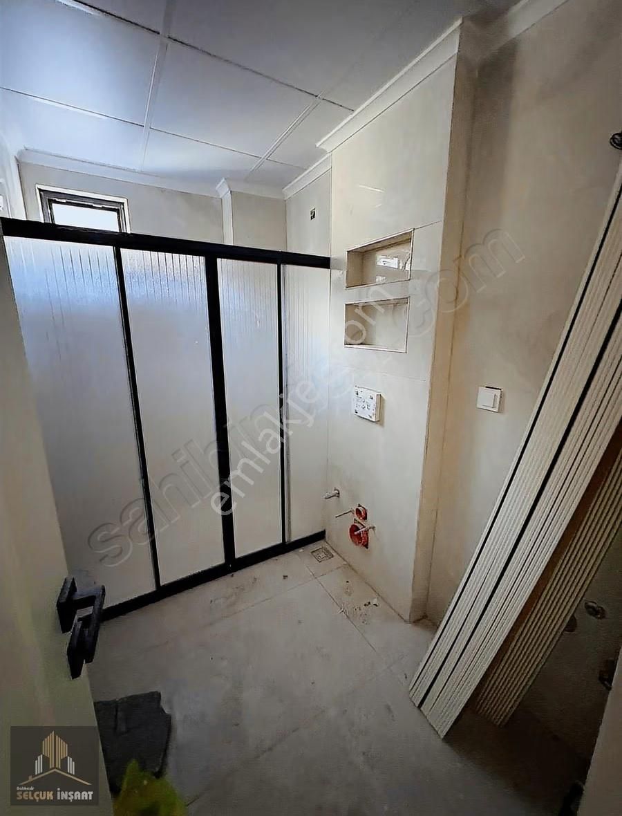 Gümüşçeşme Mahallesinde 3+1 Ara Kat Satılık Daire - Görsel 17