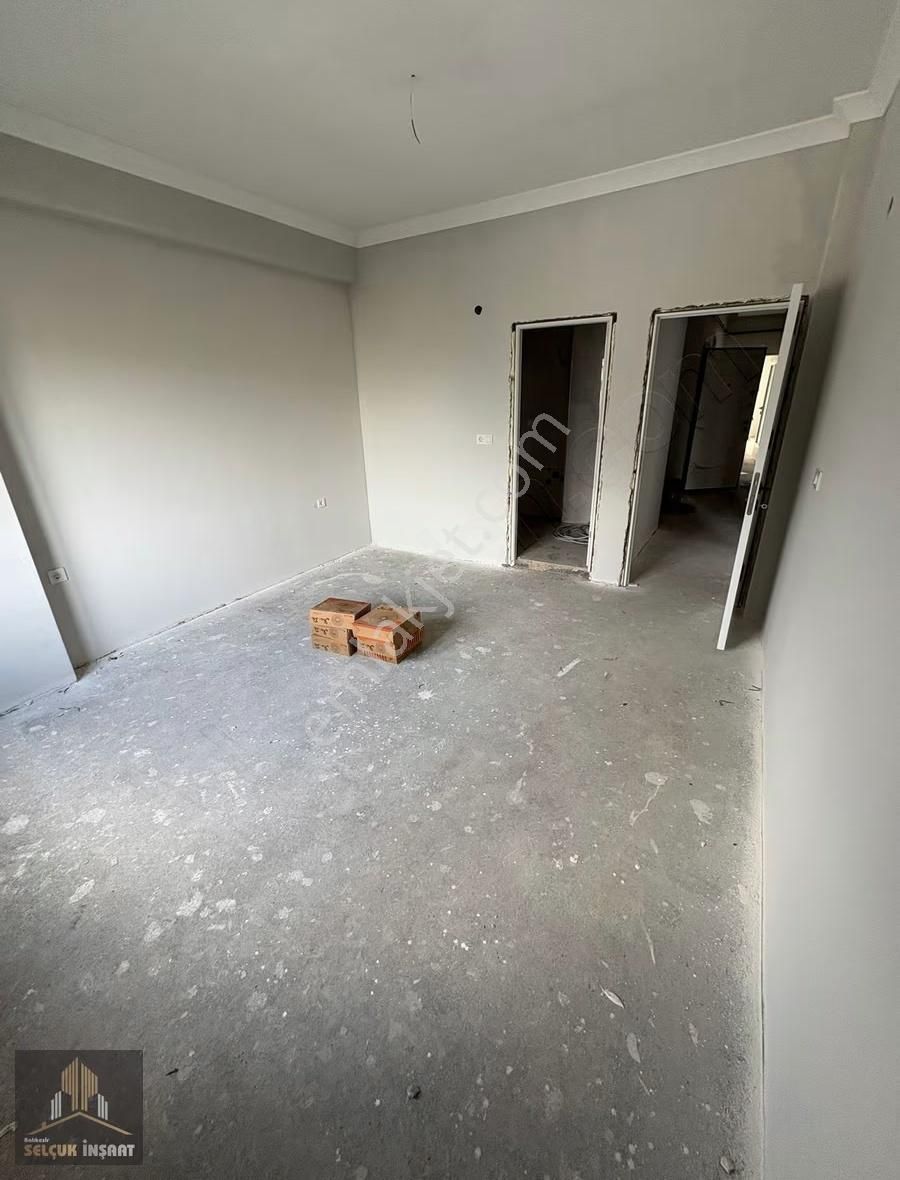 Gümüşçeşme Mahallesinde 3+1 Ara Kat Satılık Daire - Görsel 12