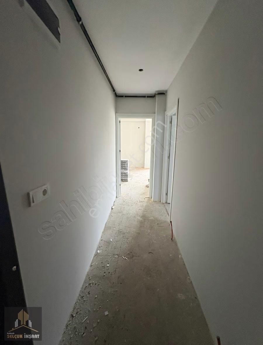 Gümüşçeşme Mahallesinde 3+1 Ara Kat Satılık Daire - Görsel 2