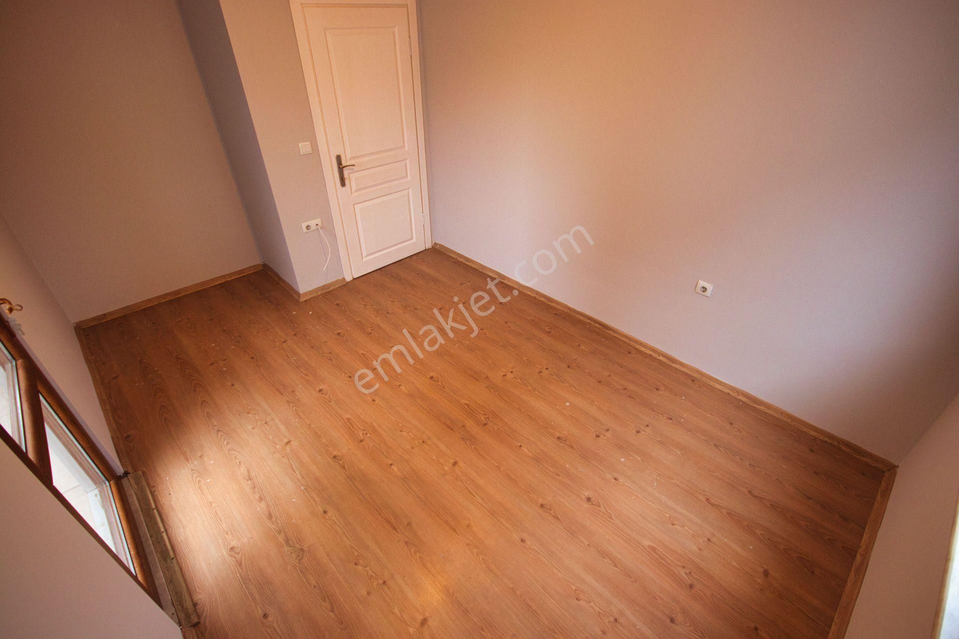 🛑🛑aktiften Akçay Merkez'de Satılık Ön Cephe Arakat Denize Yakın Çift Balkonlu 2+1 Daire - Görsel 33