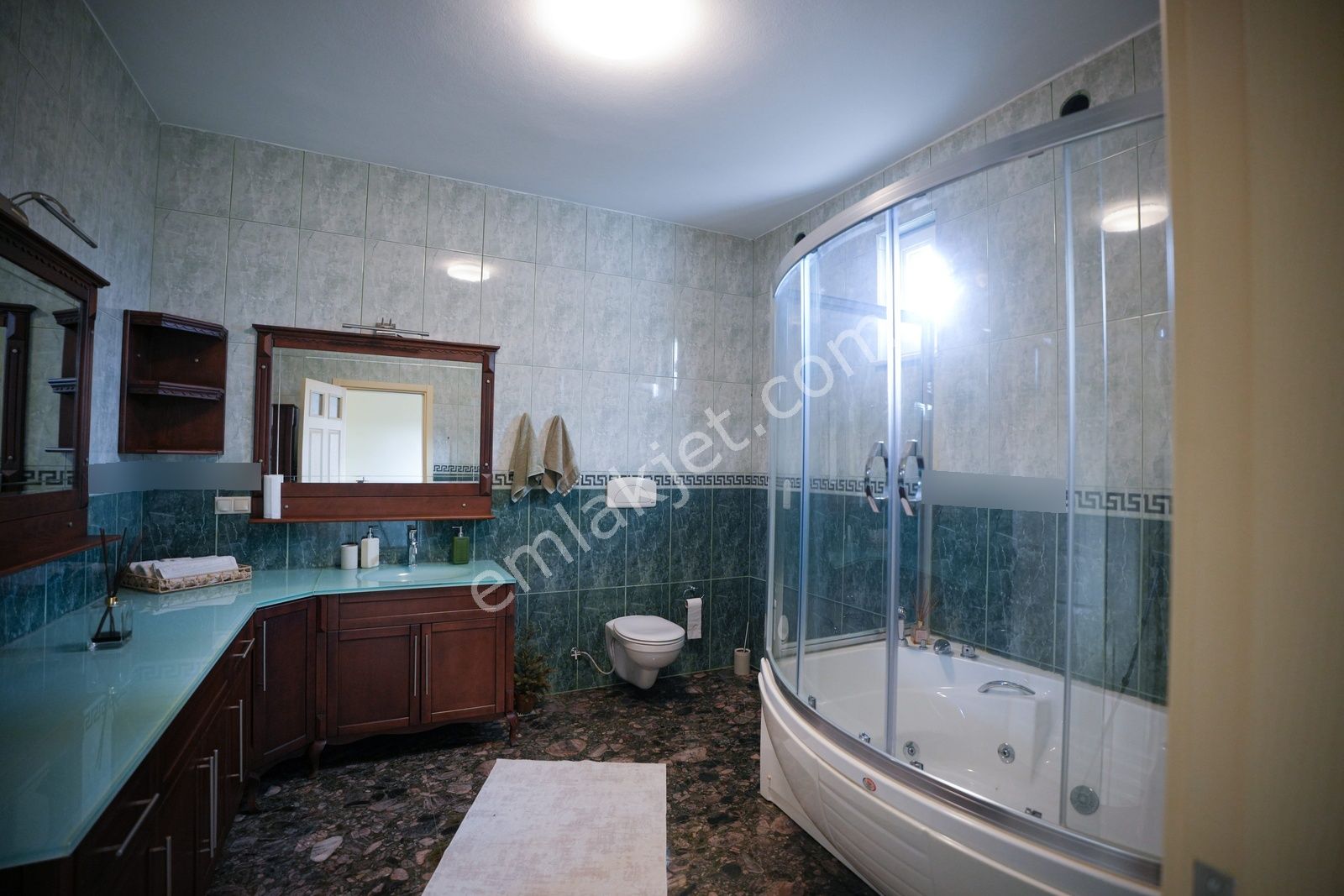 Geniş Aileler İçin İdeal, Havuzlu 7+2 Müstakil Villa - Görsel 10