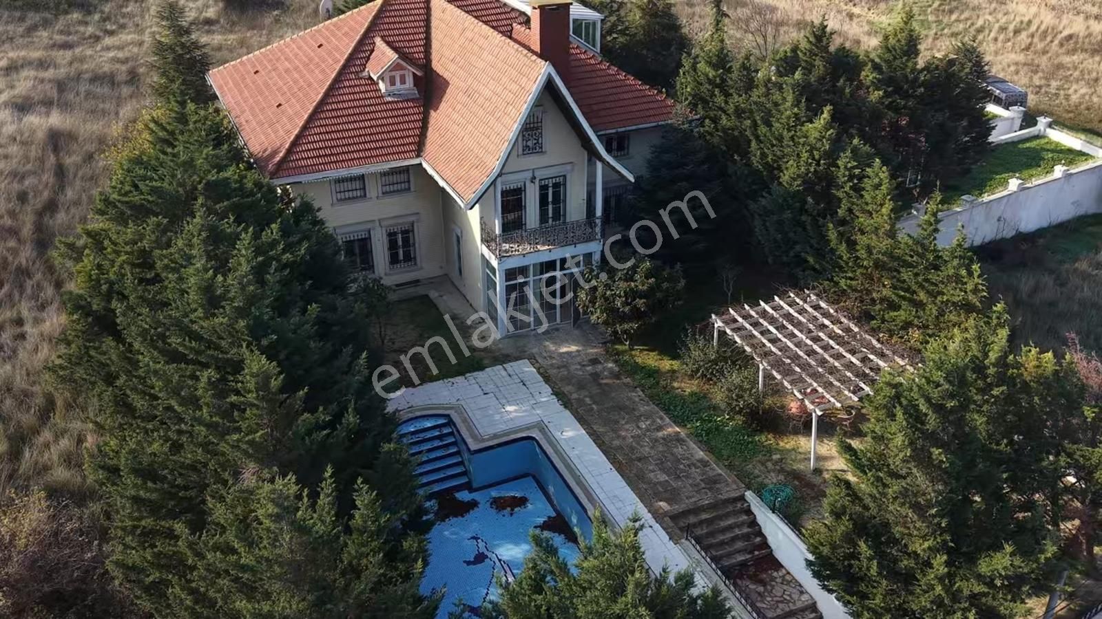 Geniş Aileler İçin İdeal, Havuzlu 7+2 Müstakil Villa - Görsel 22