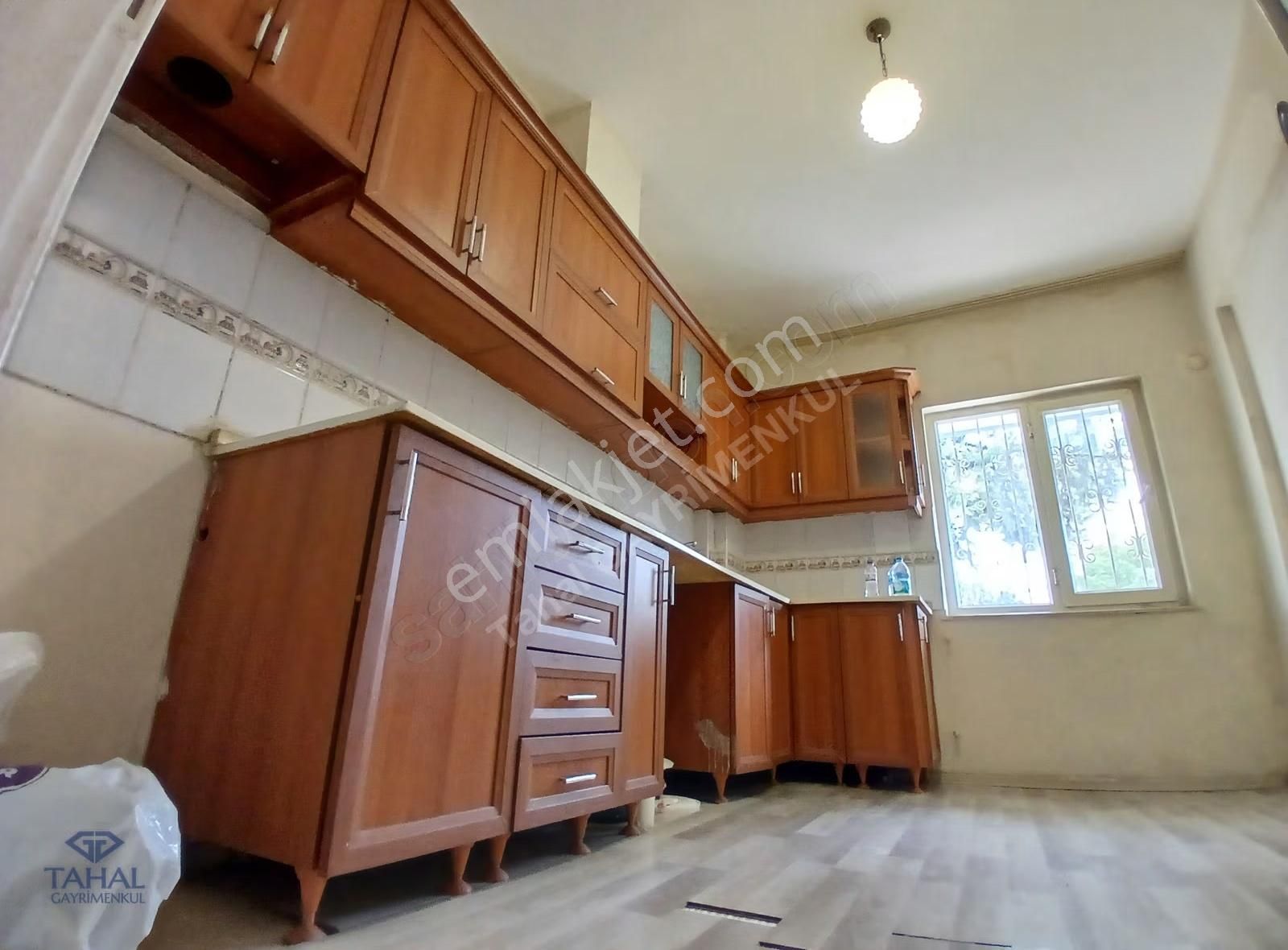 Konuksver'de Kiralık 3+1 145m2 Yüksek Giriş Tam Cadde Üstünde - Görsel 7