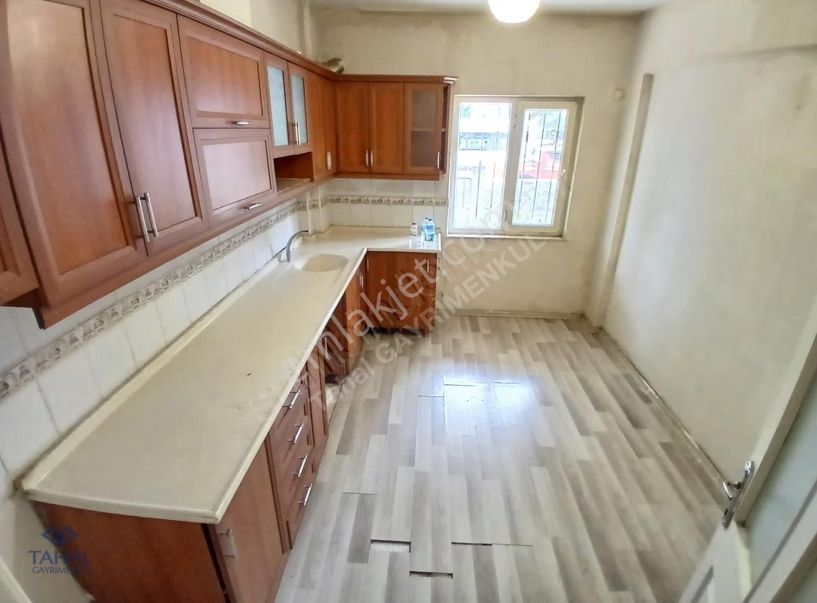 Konuksver'de Kiralık 3+1 145m2 Yüksek Giriş Tam Cadde Üstünde - Görsel 14