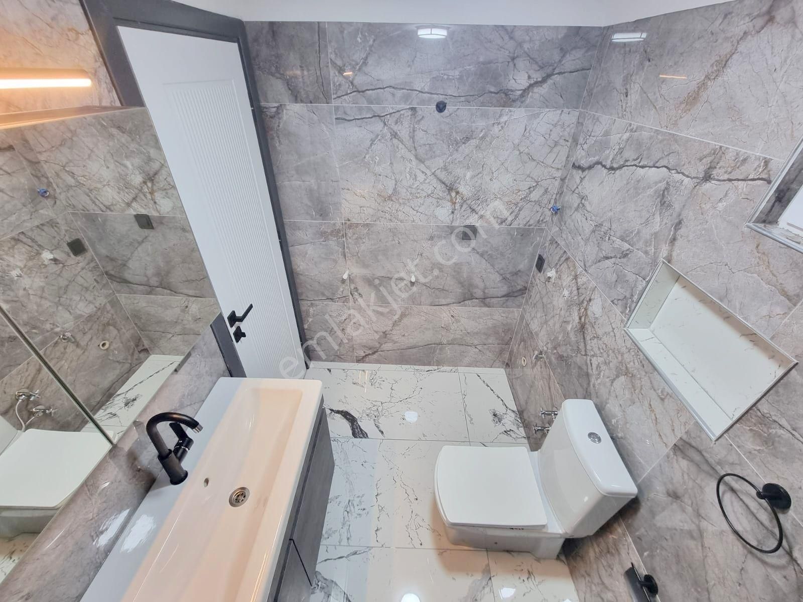 🟣⚫akçayın Merkezin'de Arakat Ön Cephe Muhteşem Tasarımıyla Göz Alan 2+1 Daire - Görsel 25