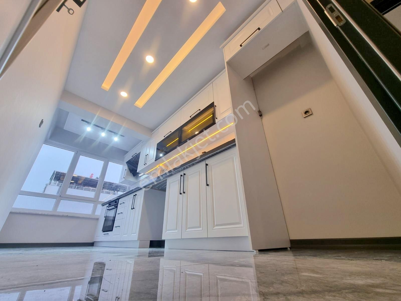 🟣⚫akçayın Merkezin'de Arakat Ön Cephe Muhteşem Tasarımıyla Göz Alan 2+1 Daire - Görsel 11