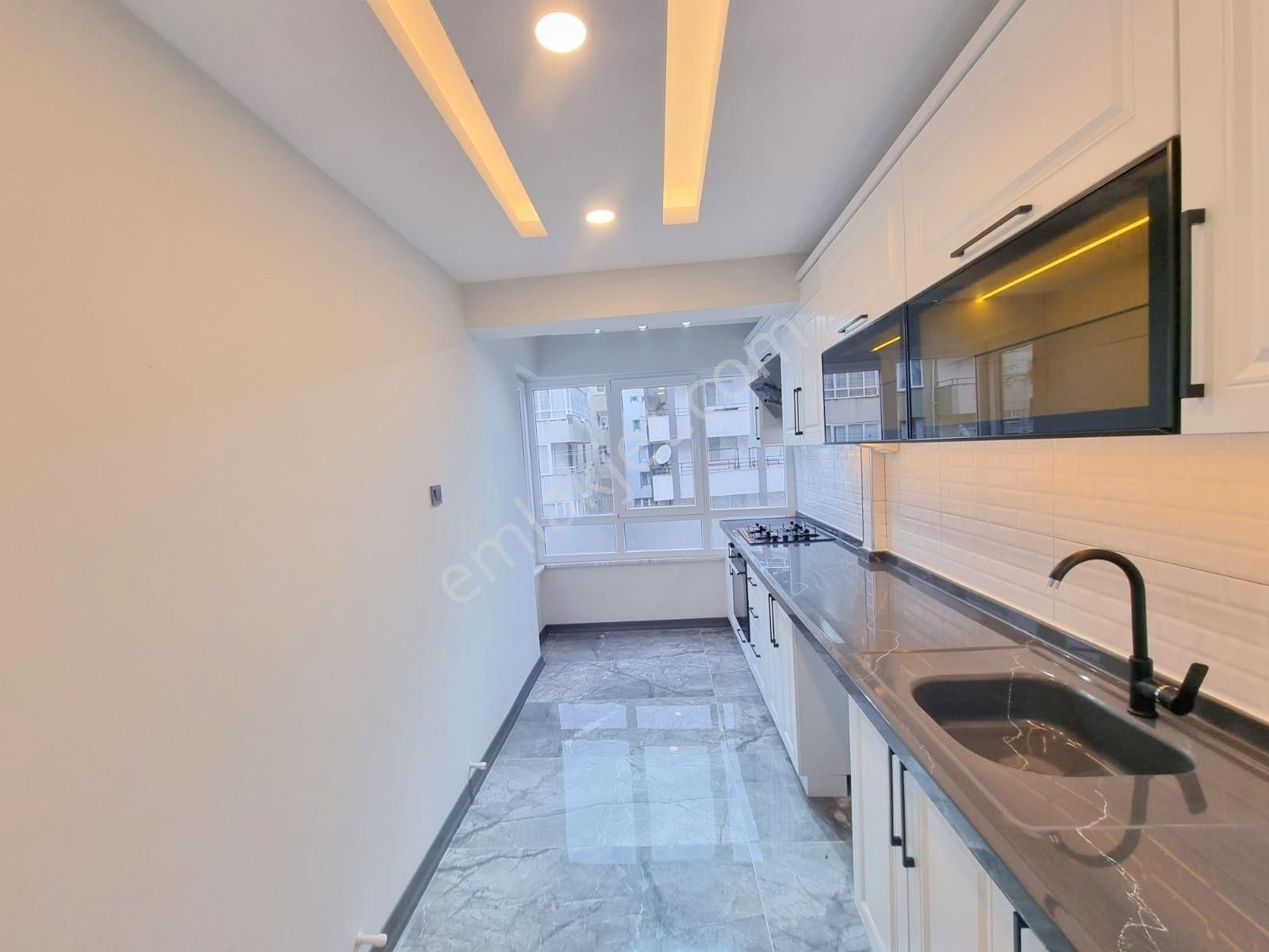 🟣⚫akçayın Merkezin'de Arakat Ön Cephe Muhteşem Tasarımıyla Göz Alan 2+1 Daire - Görsel 21