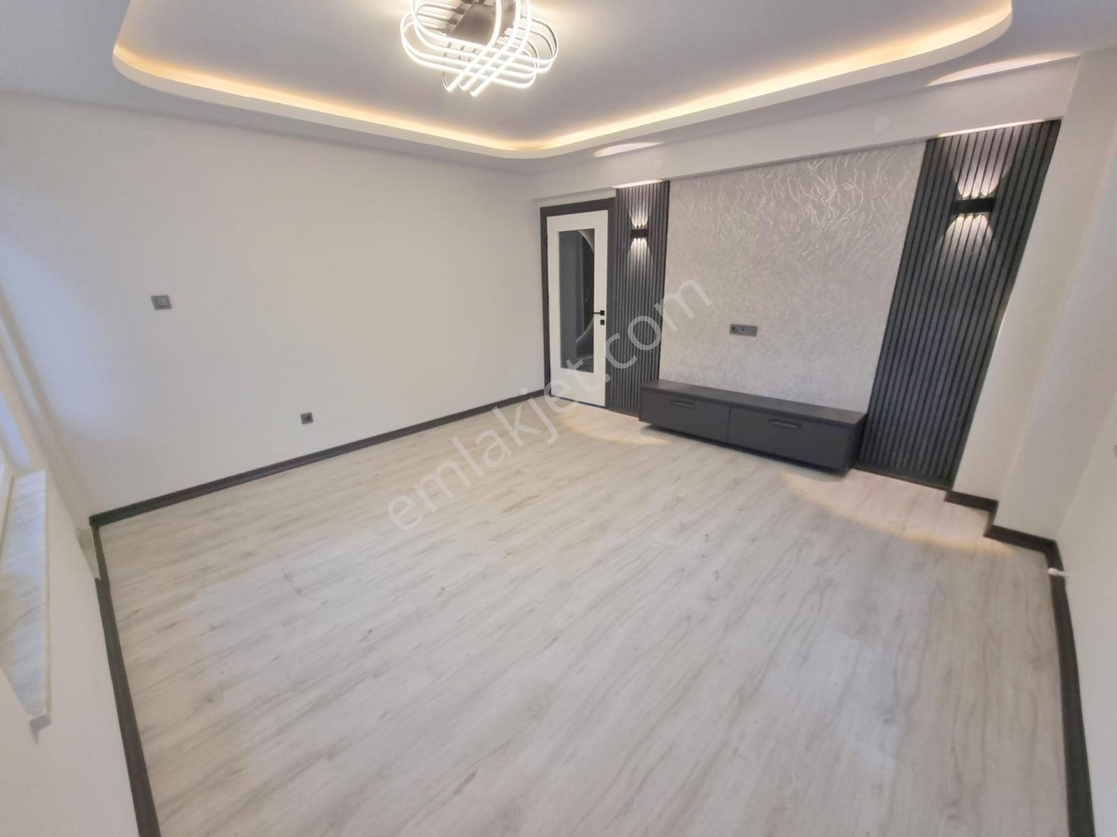 🟣⚫akçayın Merkezin'de Arakat Ön Cephe Muhteşem Tasarımıyla Göz Alan 2+1 Daire - Görsel 6