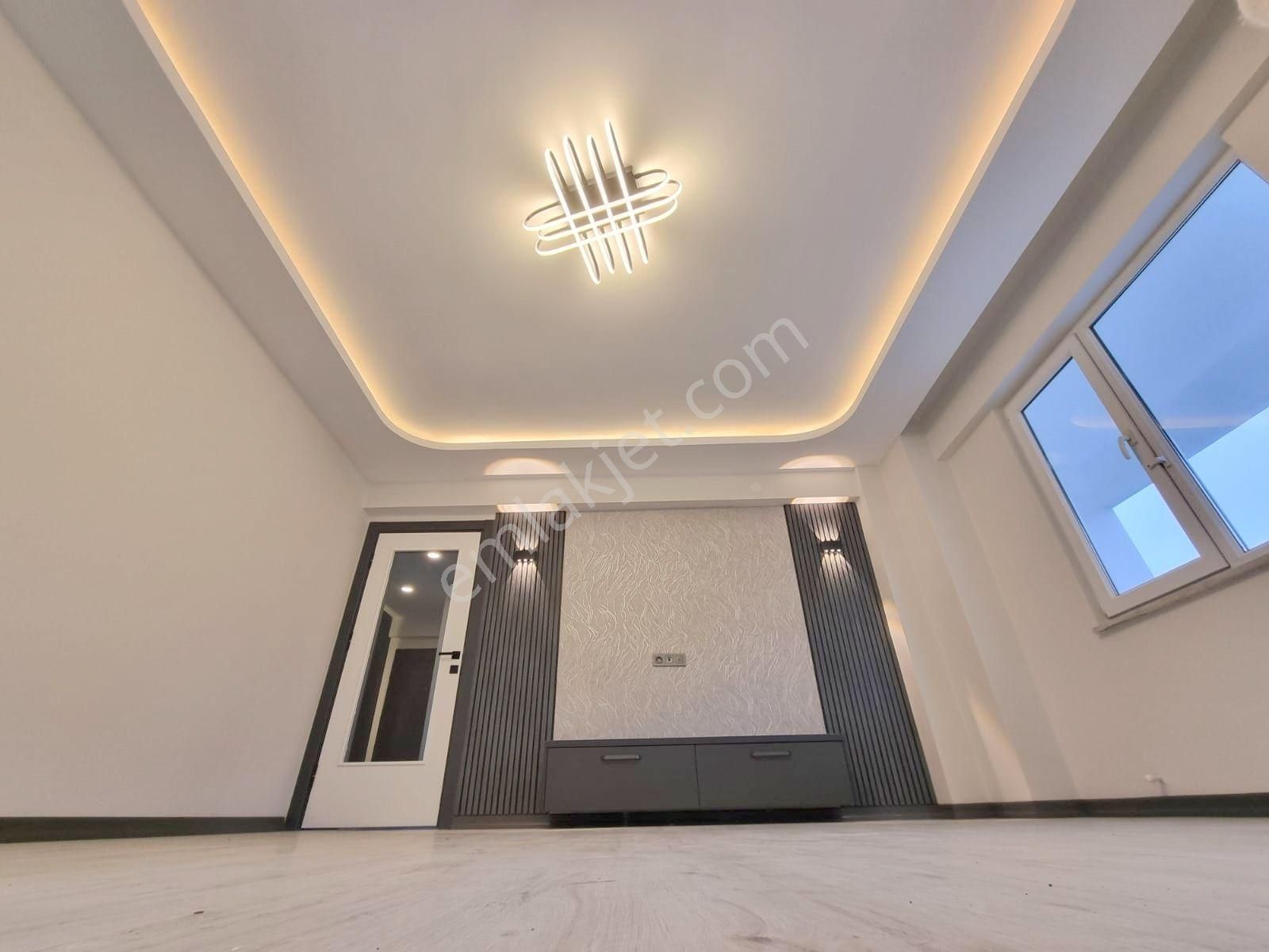 🟣⚫akçayın Merkezin'de Arakat Ön Cephe Muhteşem Tasarımıyla Göz Alan 2+1 Daire - Görsel 2