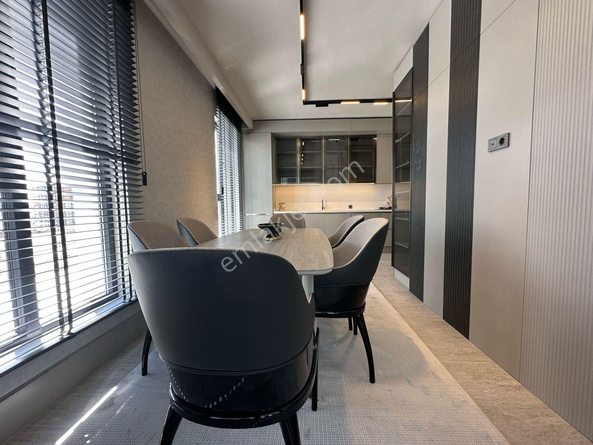 Pursaklar Mehmet Zengin Emlak'tan Kapalı Otoparklı Çift Banyolu 6.kat 4+1 Lüks Sitede Daire - Görsel 33