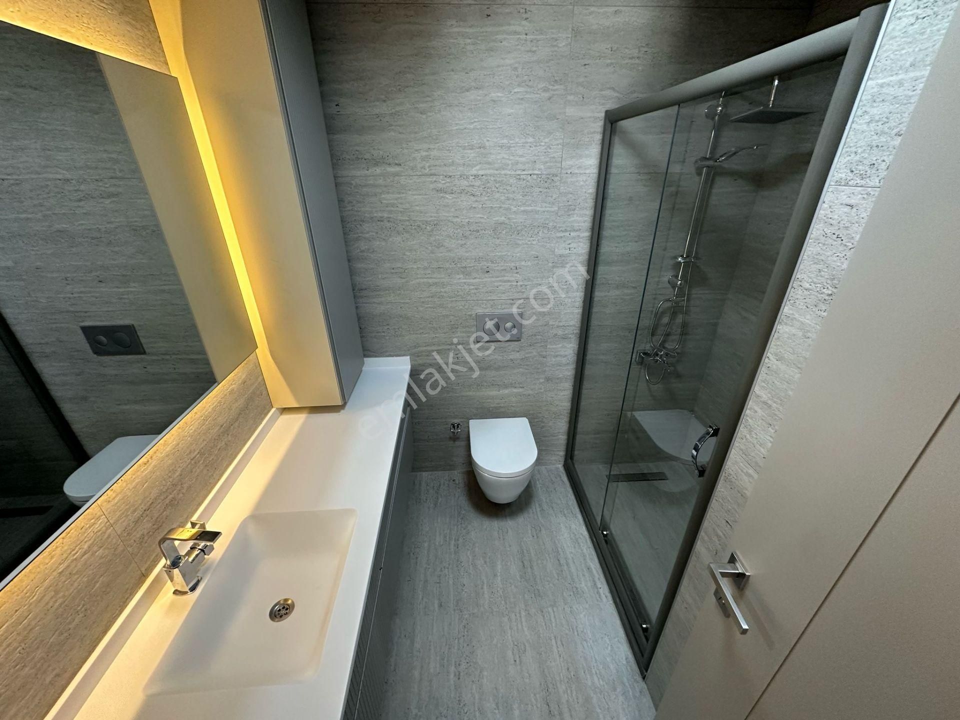 Pursaklar Mehmet Zengin Emlak'tan Kapalı Otoparklı Çift Banyolu 6.kat 4+1 Lüks Sitede Daire - Görsel 28