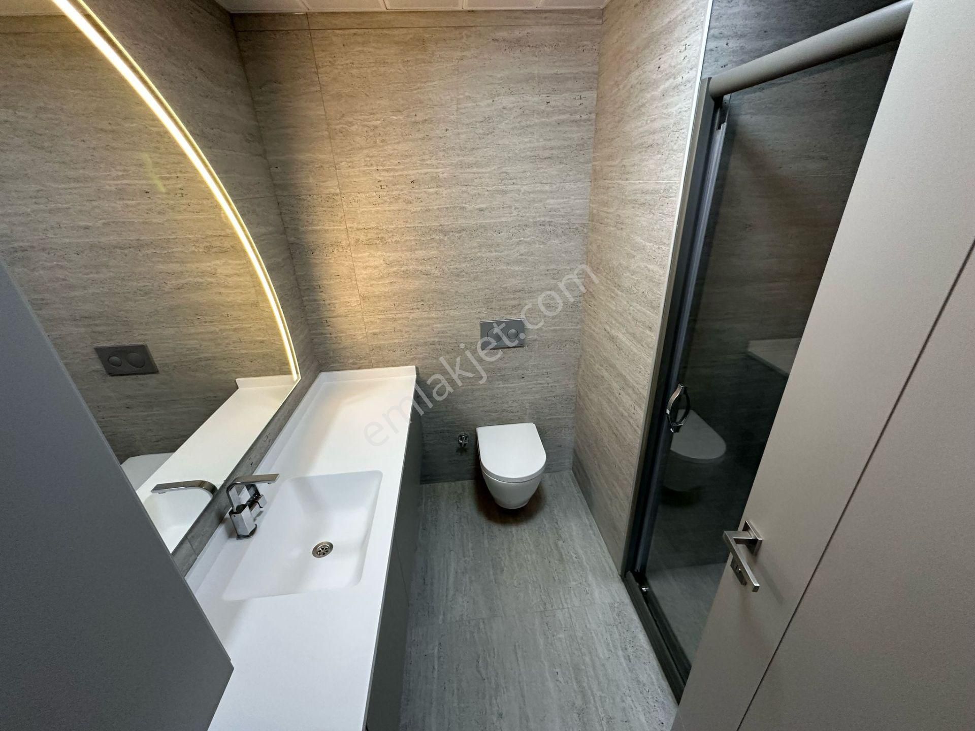 Pursaklar Mehmet Zengin Emlak'tan Kapalı Otoparklı Çift Banyolu 6.kat 4+1 Lüks Sitede Daire - Görsel 26