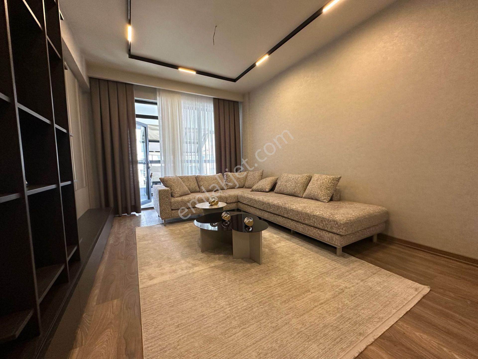 Pursaklar Mehmet Zengin Emlak'tan Kapalı Otoparklı Çift Banyolu 6.kat 4+1 Lüks Sitede Daire - Görsel 16