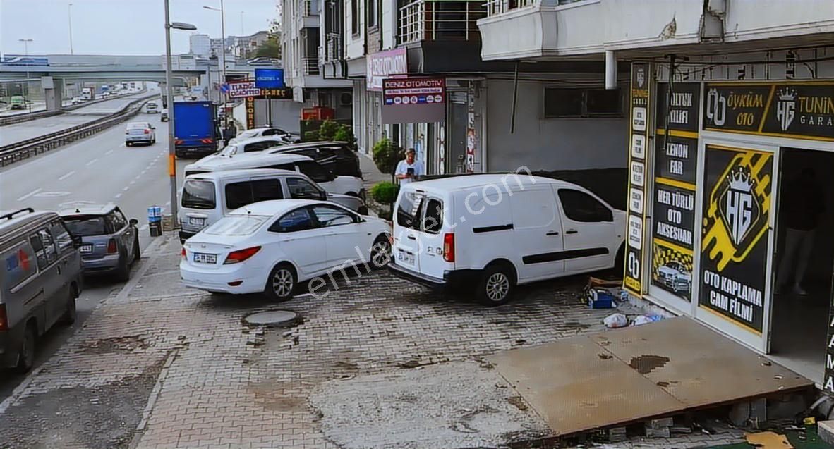 Beylikdüzü Yakupluda Satılık Dükkan - Görsel 3
