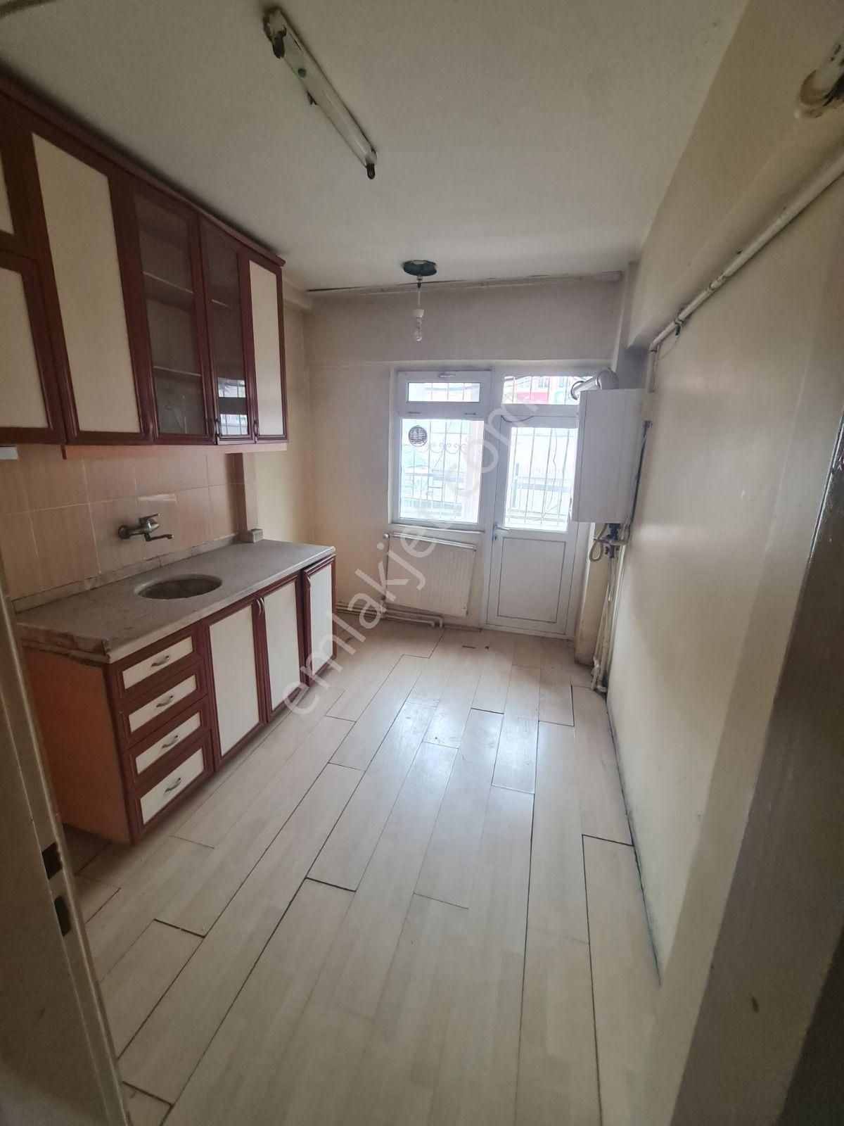 Selçuklu Mah.'de Satılık 3+1 Bağımsız Yüksek Giriş Daire - Görsel 3