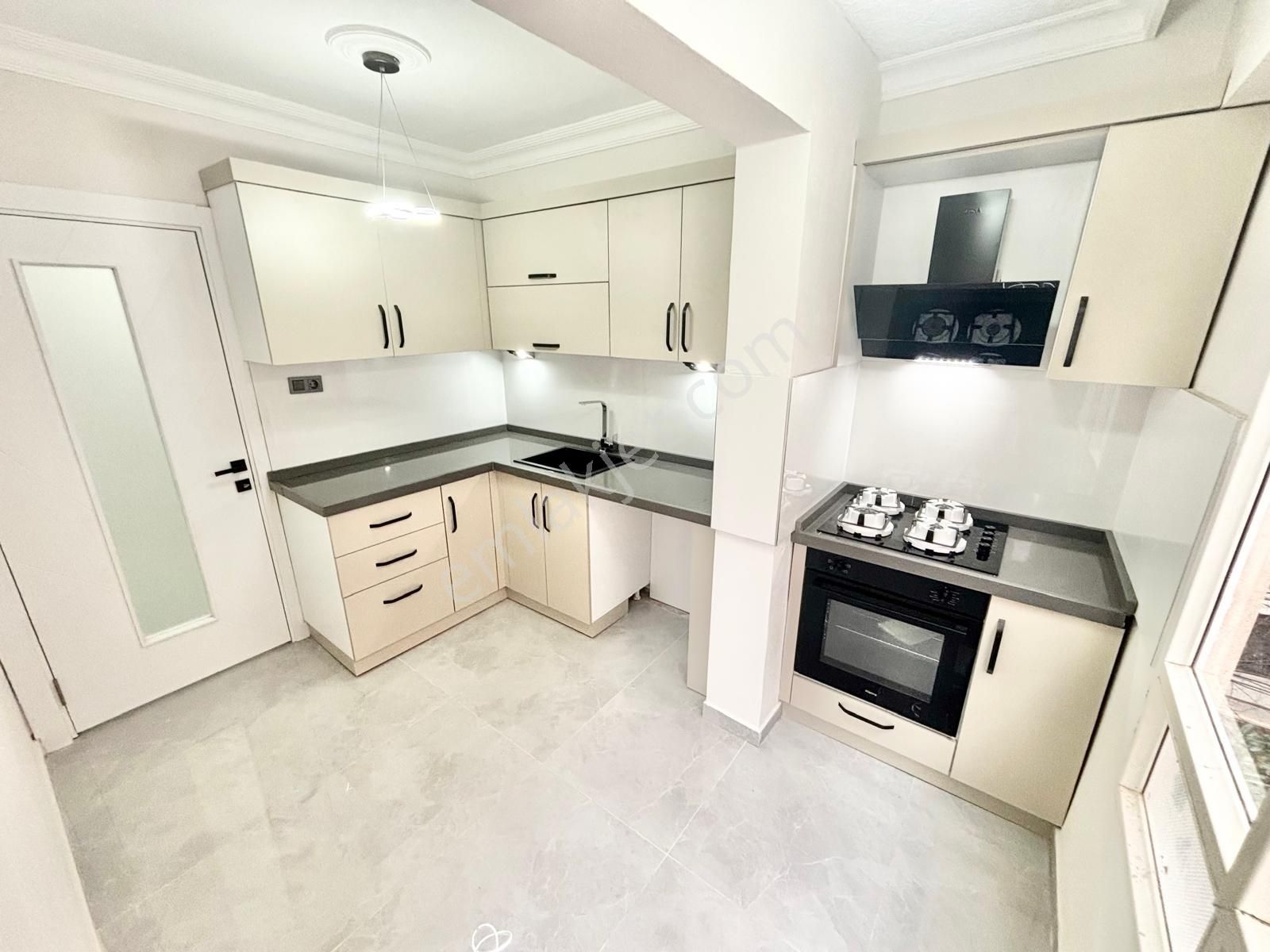 ▄onur Yıldırımdan Satılık Akçay Merkezde Arakat Fırsat 2+1 Daire - Görsel 2